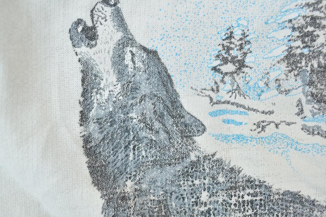 Vintage 1980s Northern Frontier Canada Two Wolves Crewneck