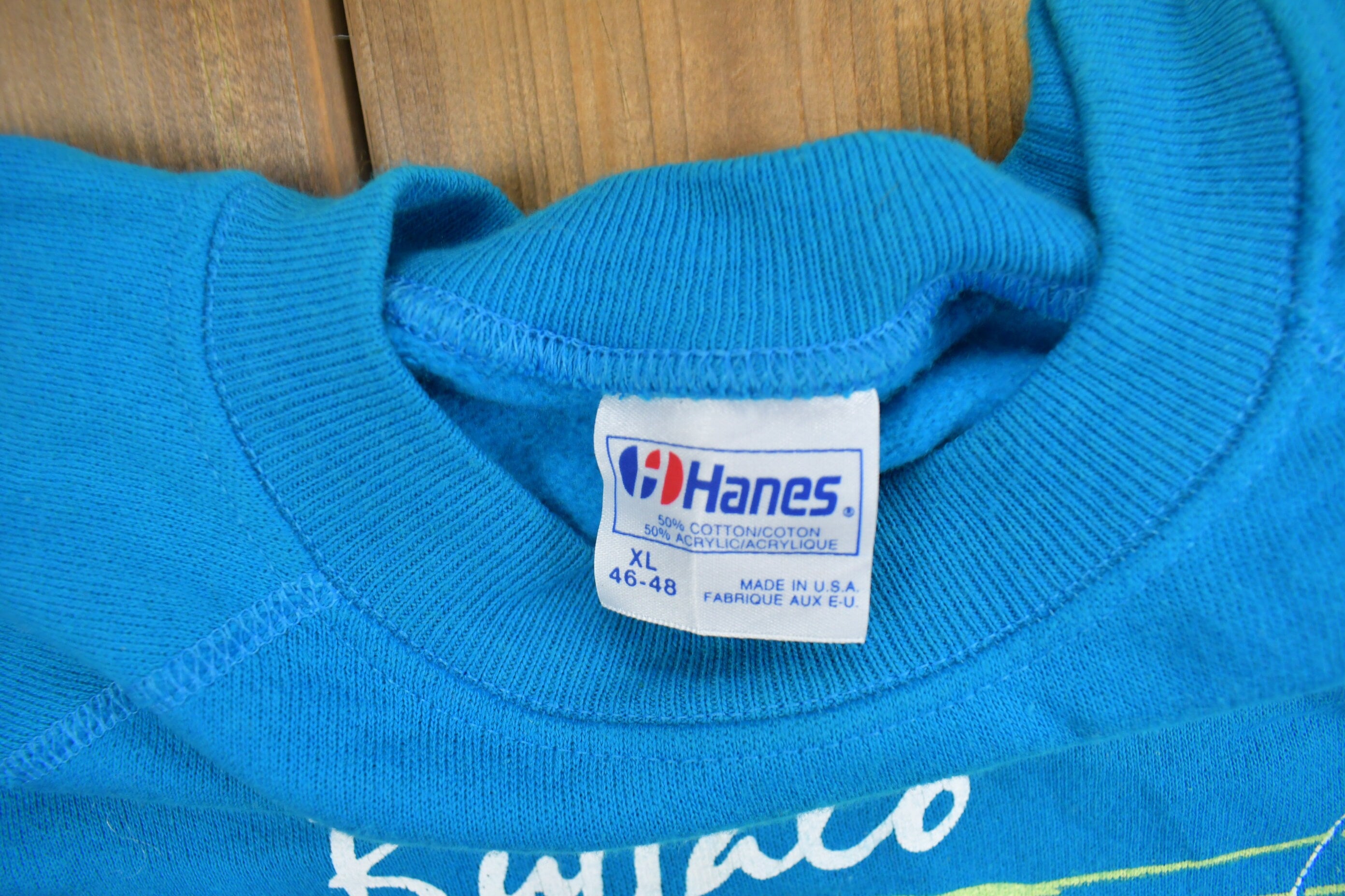 Vintage 1980s Buffalo Sailing Graphic Raglan Crewneck Sweatshirt