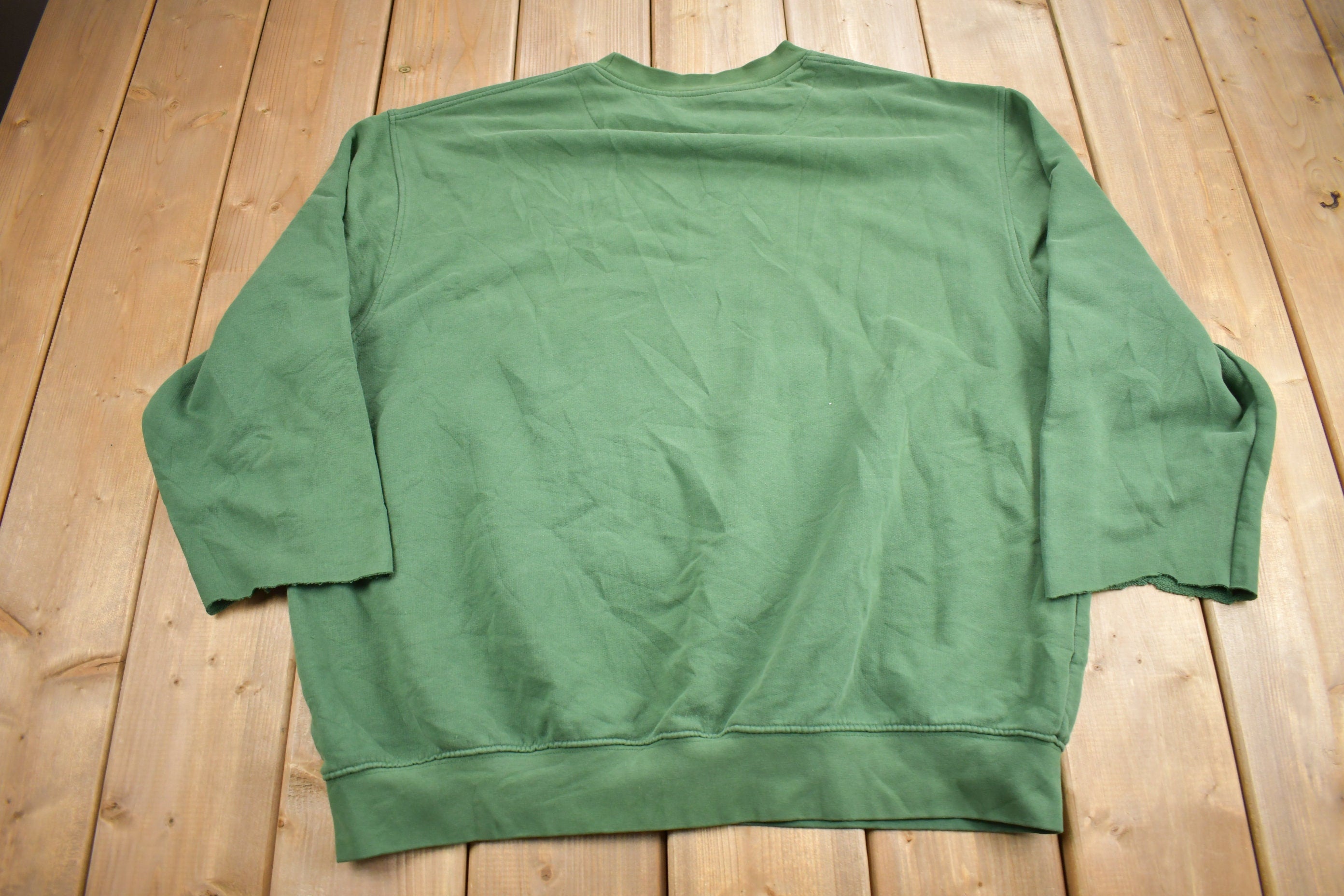 Vintage Y2K Nike Embroidered Mini Swoosh Cut Sleeves Crewneck Sweatshirt