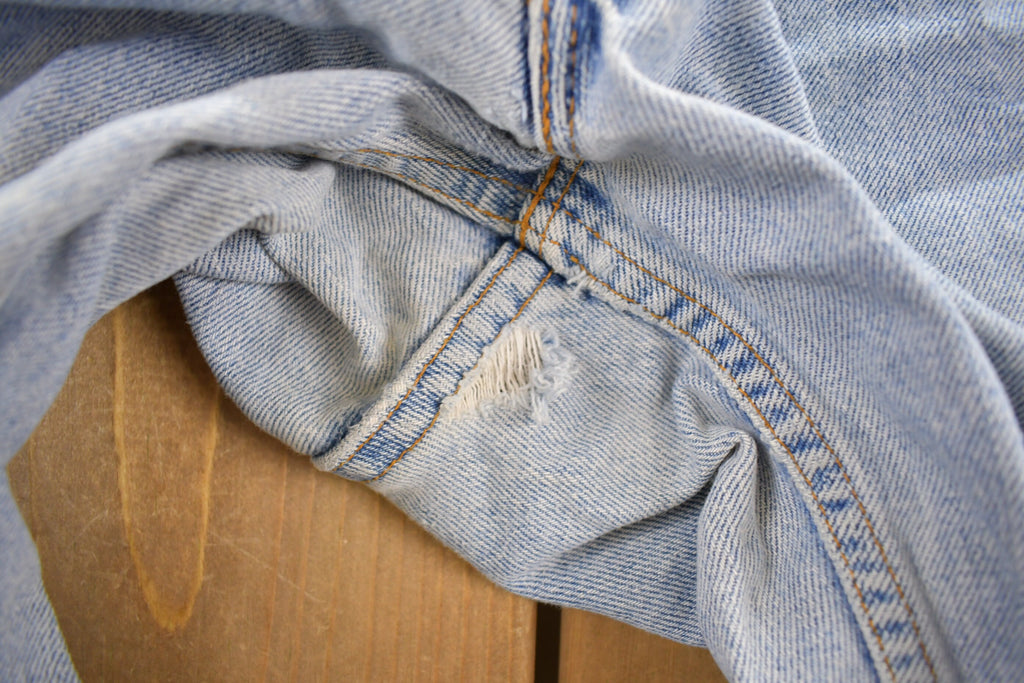 Vintage 1990s Levi's 560 Red Tab Jeans Size 30 x 31