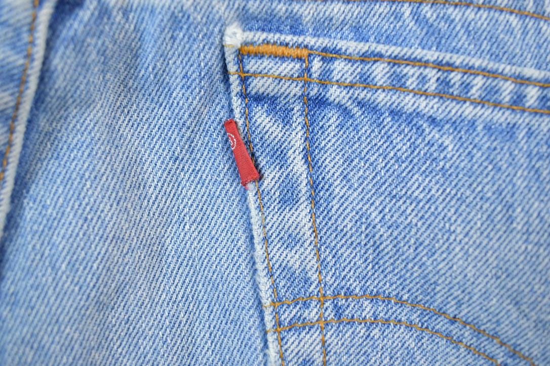 Vintage 1990s Levi Strauss Red Tab Button Fly Denim Jeans Size