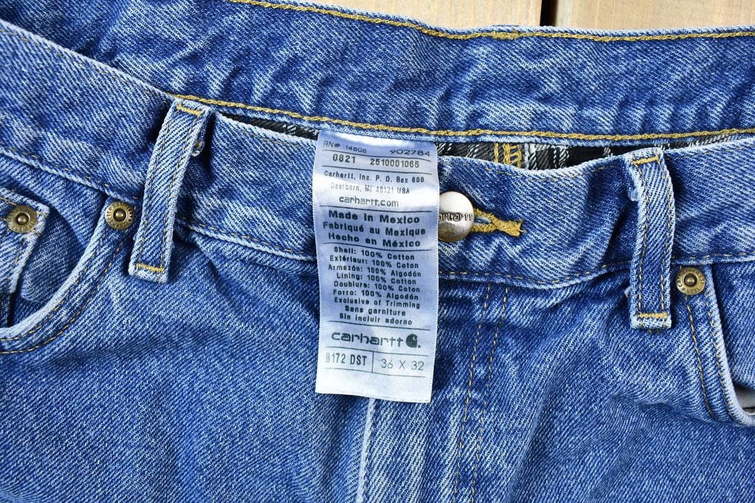 Vintage 2000s Relaxed Fit Blanket-Lined Carhartt Jeans Size 34 x 32
