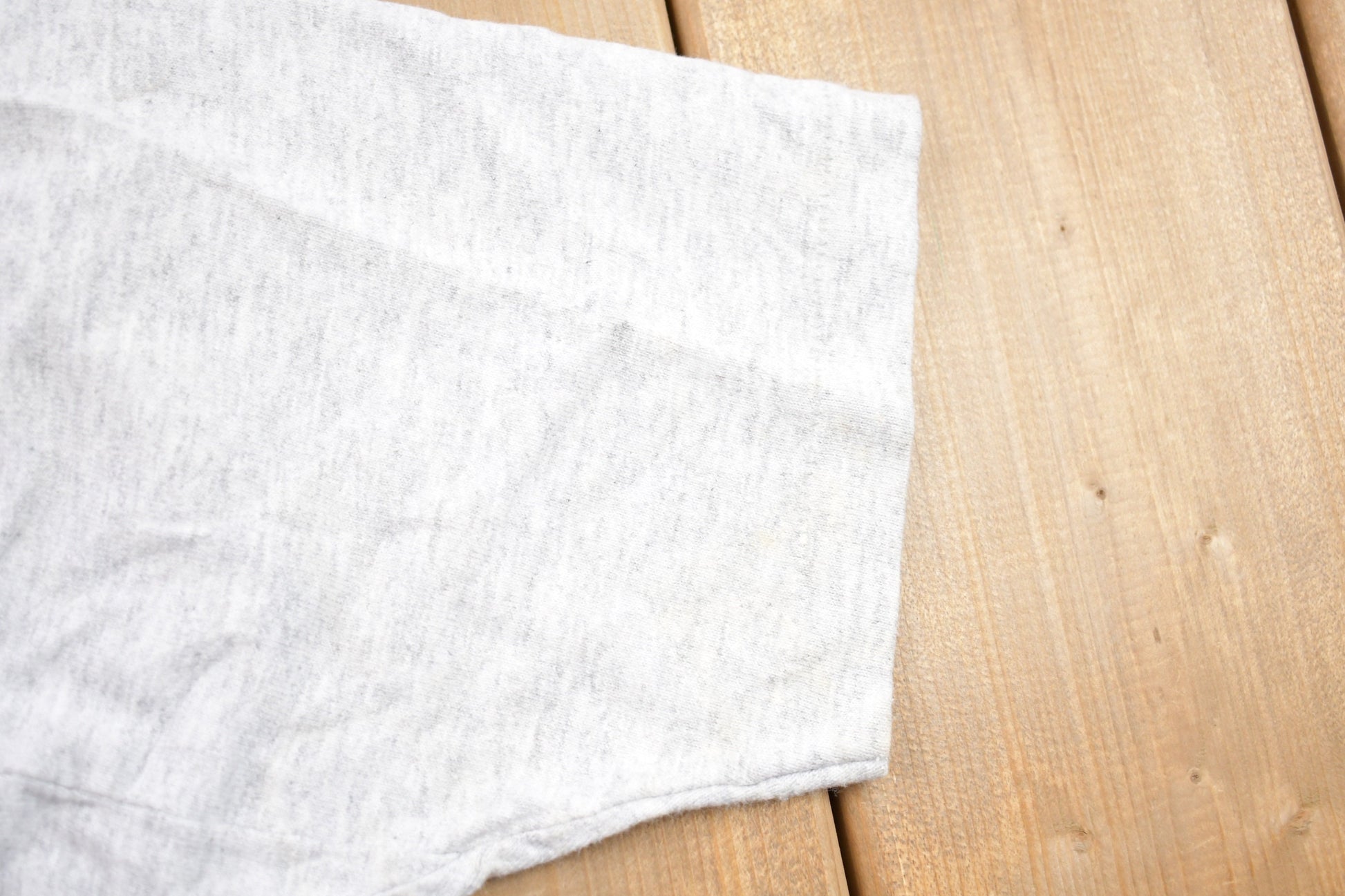 Vintage 1990s Kids Cleveland Browns NFL Graphic T-Shirt / Graphic / 80s / 90s / Streetwear / Retro Style / Single Stitch / Made In USA