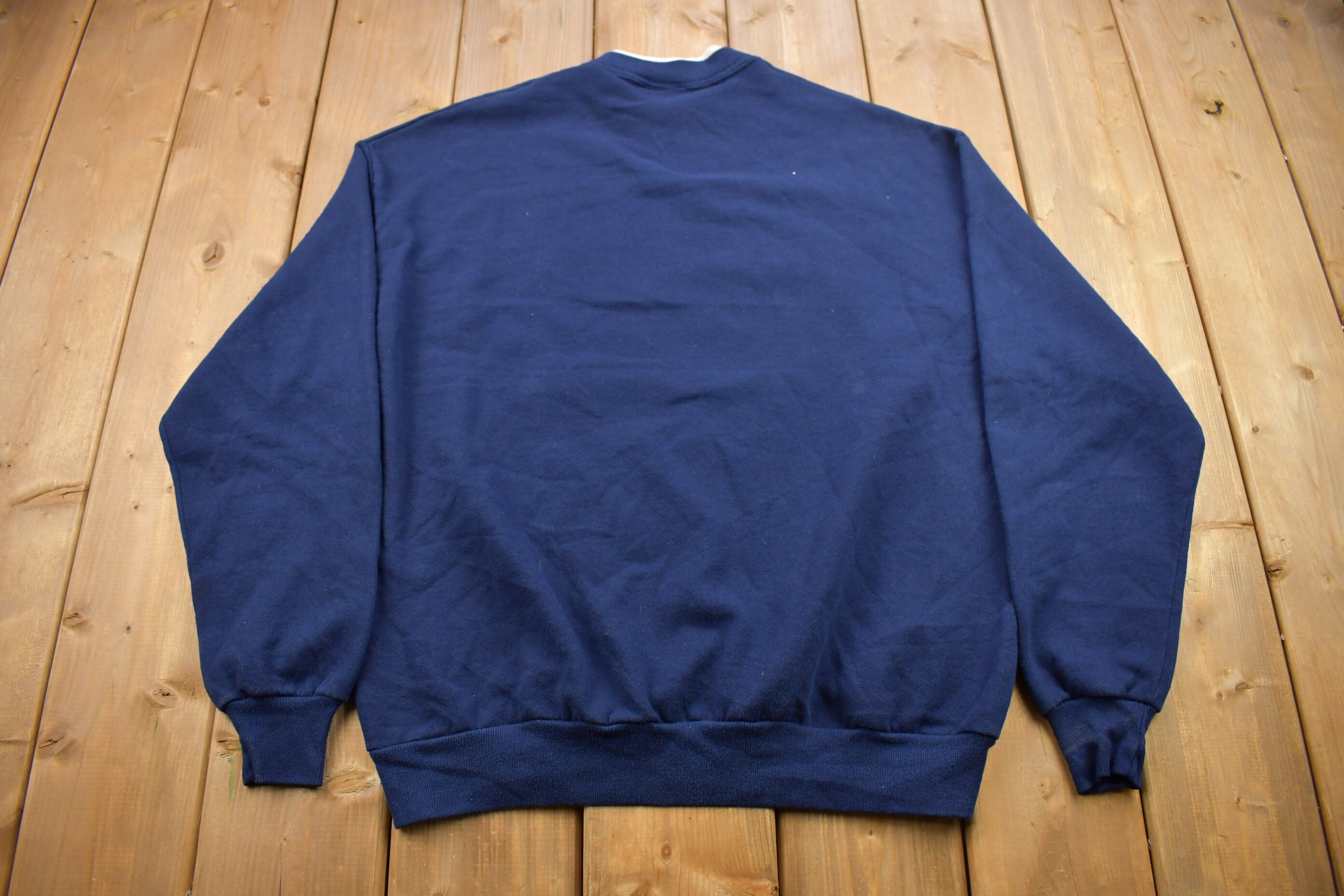 Vintage 1990s Cute Hearts & Flowers Embroidered Crewneck Sweater