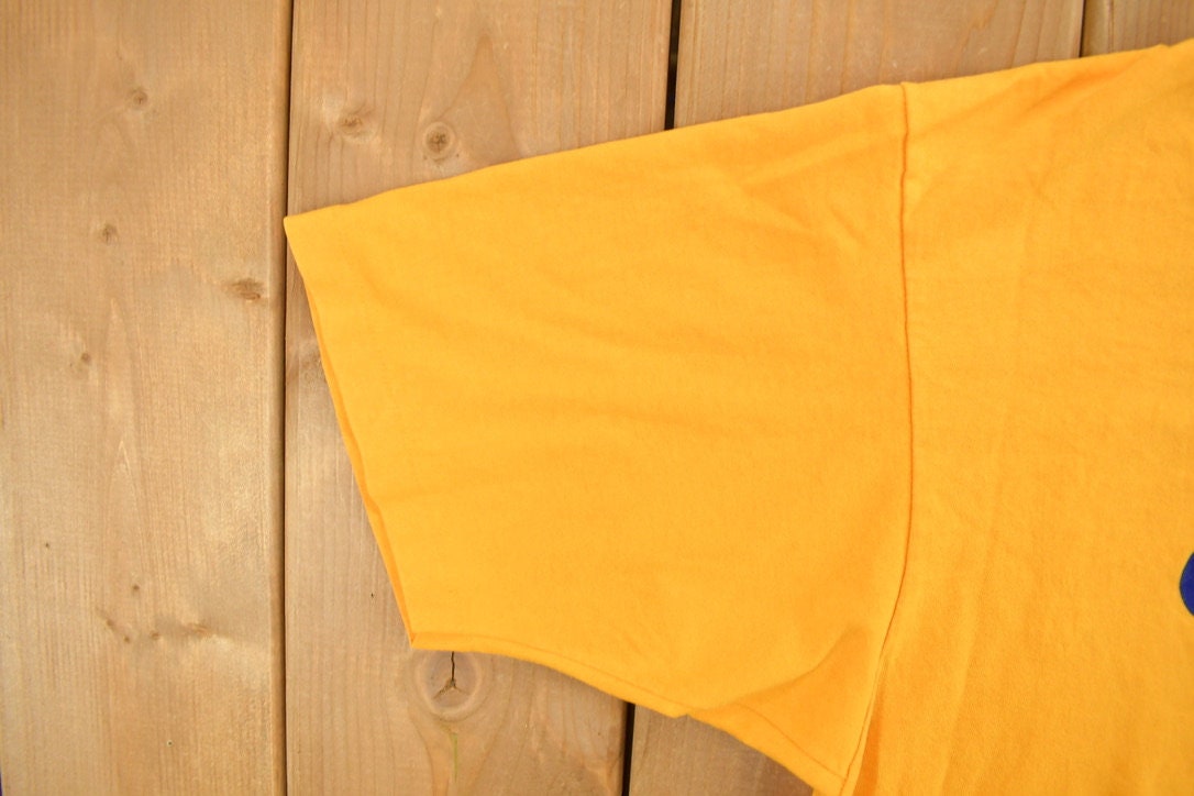 Vintage 1996 Class Of 96 Colligate Graphic T-Shirt
