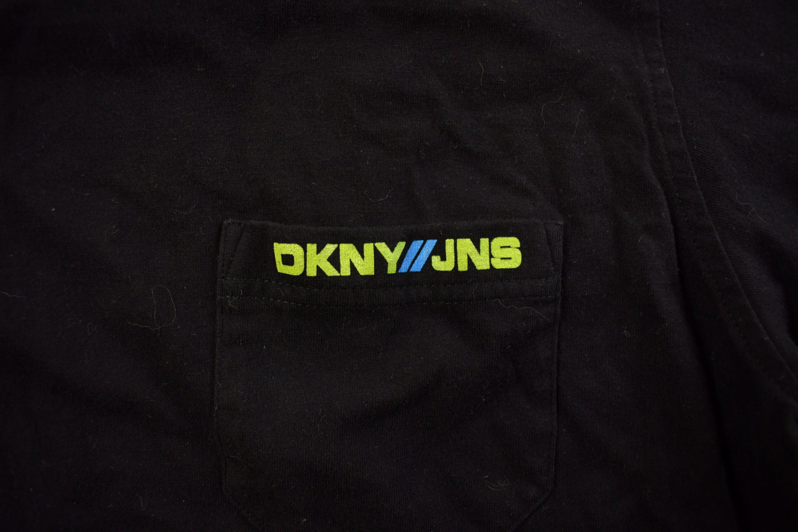 Vintage 2000s DKNY Graphic T Shirt