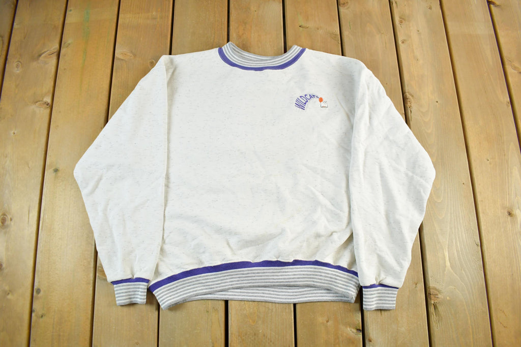 Vintage 1990s Wildcats Basketball Collegiate Crewneck Sweatshirt Men's Medium Short