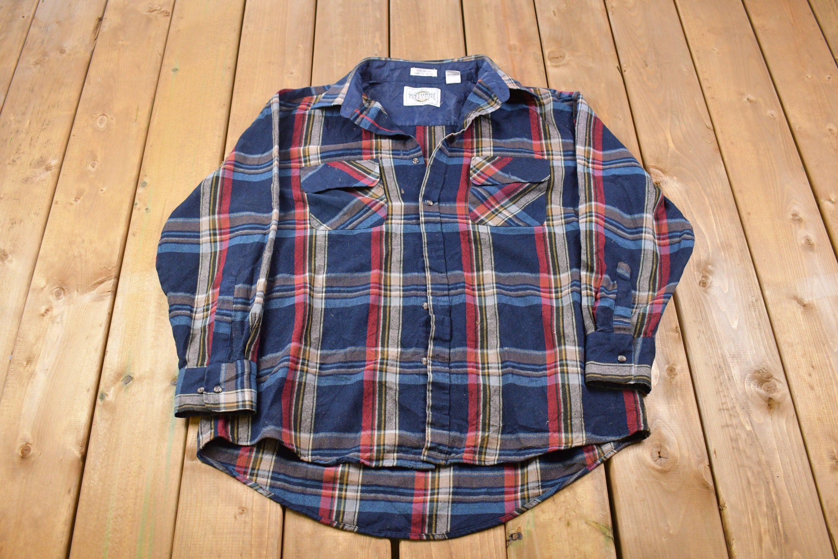 Vintage 1990s Northwest Territory Lined Plaid Button Up Shirt
