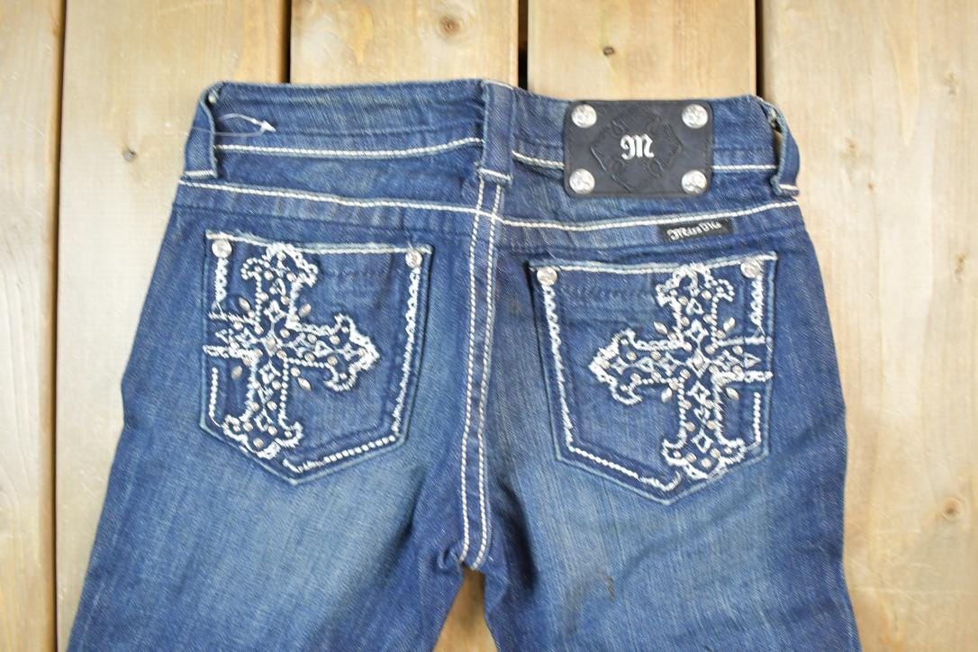 Vintage Y2K Miss Me Bedazzled Low Rise Jeans Size 26x31
