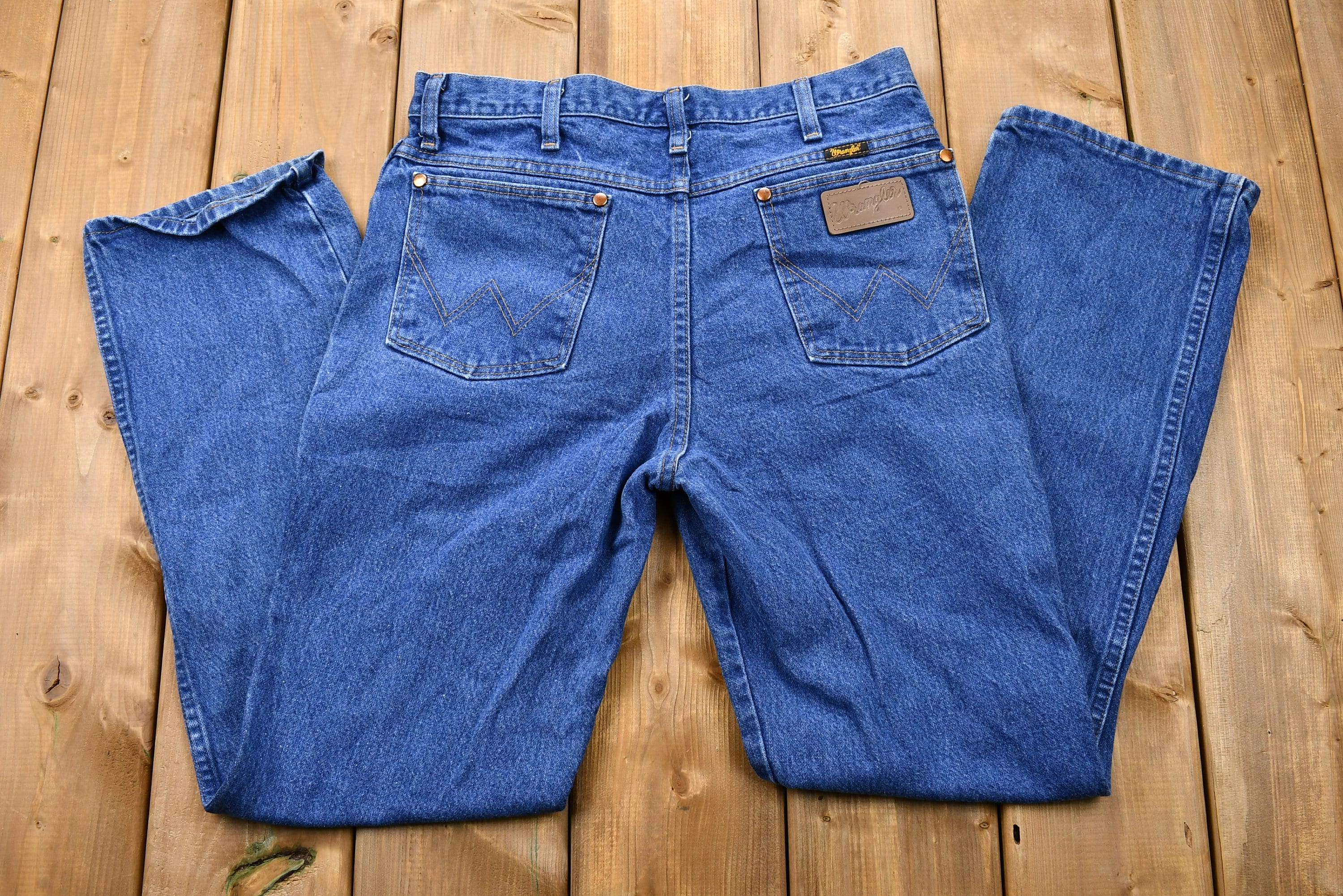 Vintage 1990s Wrangler Mid-Wash Bootcut Jeans