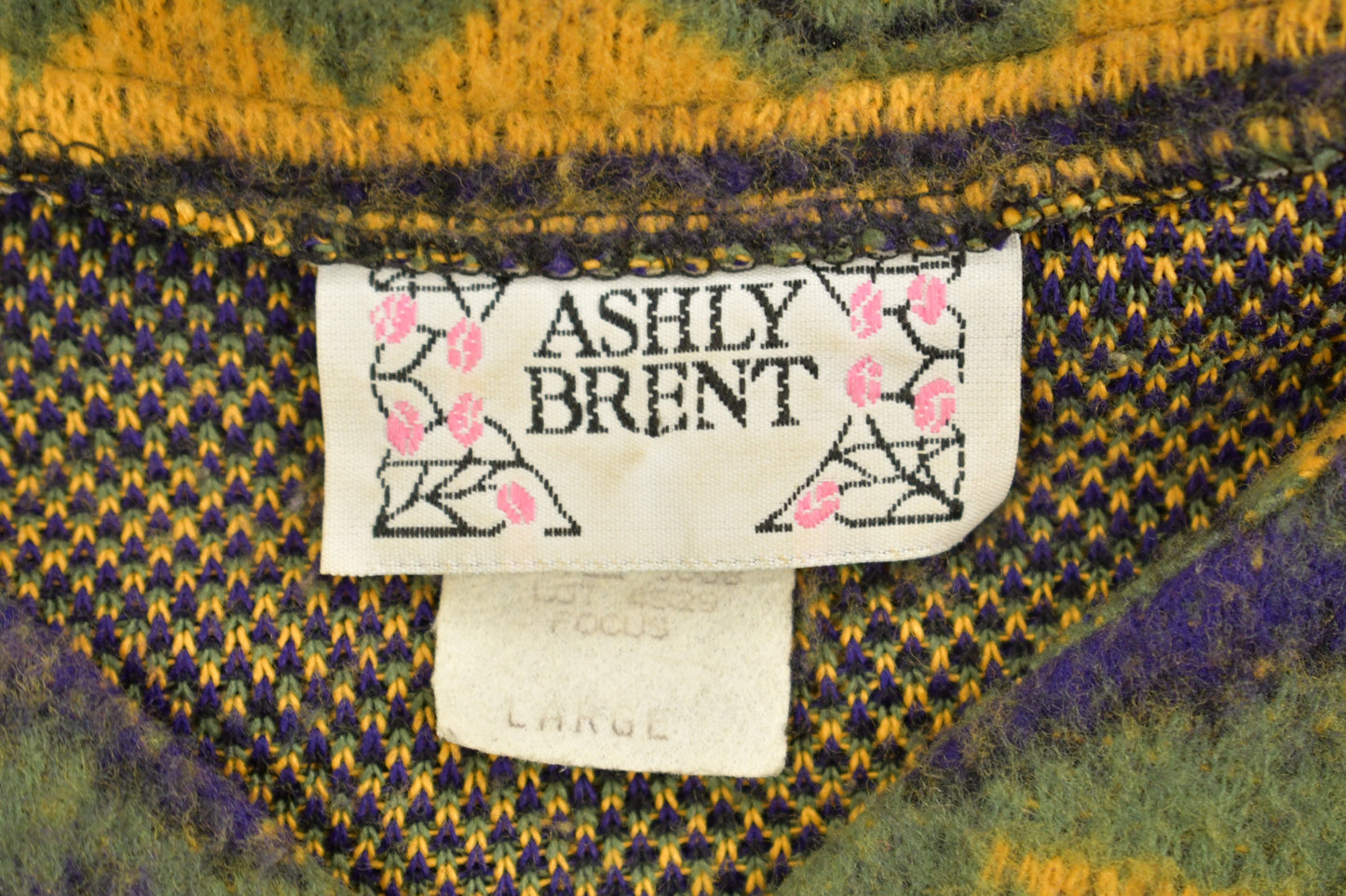 Vintage 1980s Ashly Brent Knitted Cardigan / Vintage 80s Cardigan / Pattern Sweater / Outdoorsman / Winter / Abstract Design