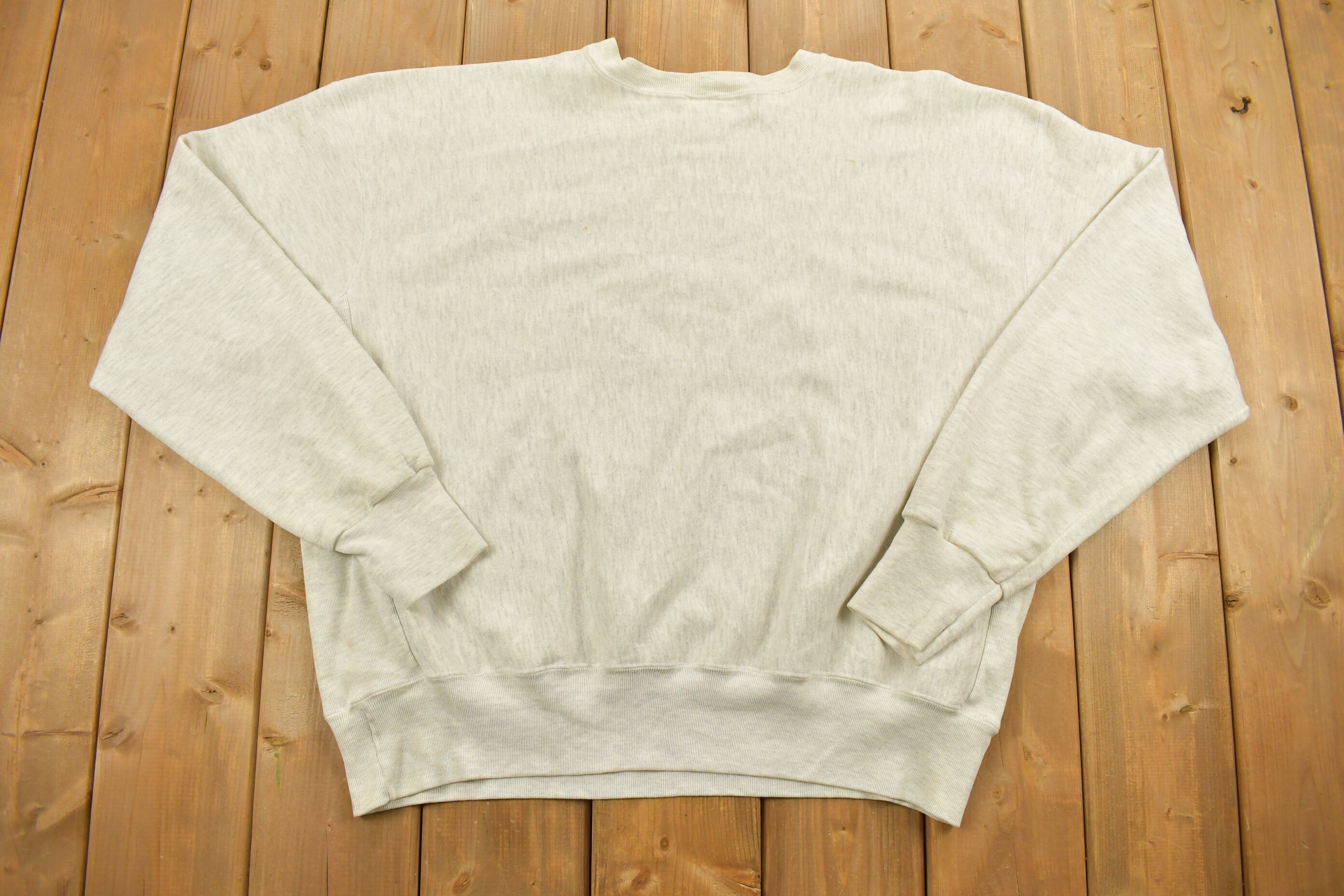 Vintage 1990 Eshquaguma Country Club Humming Bird Crewneck Sweatshirt