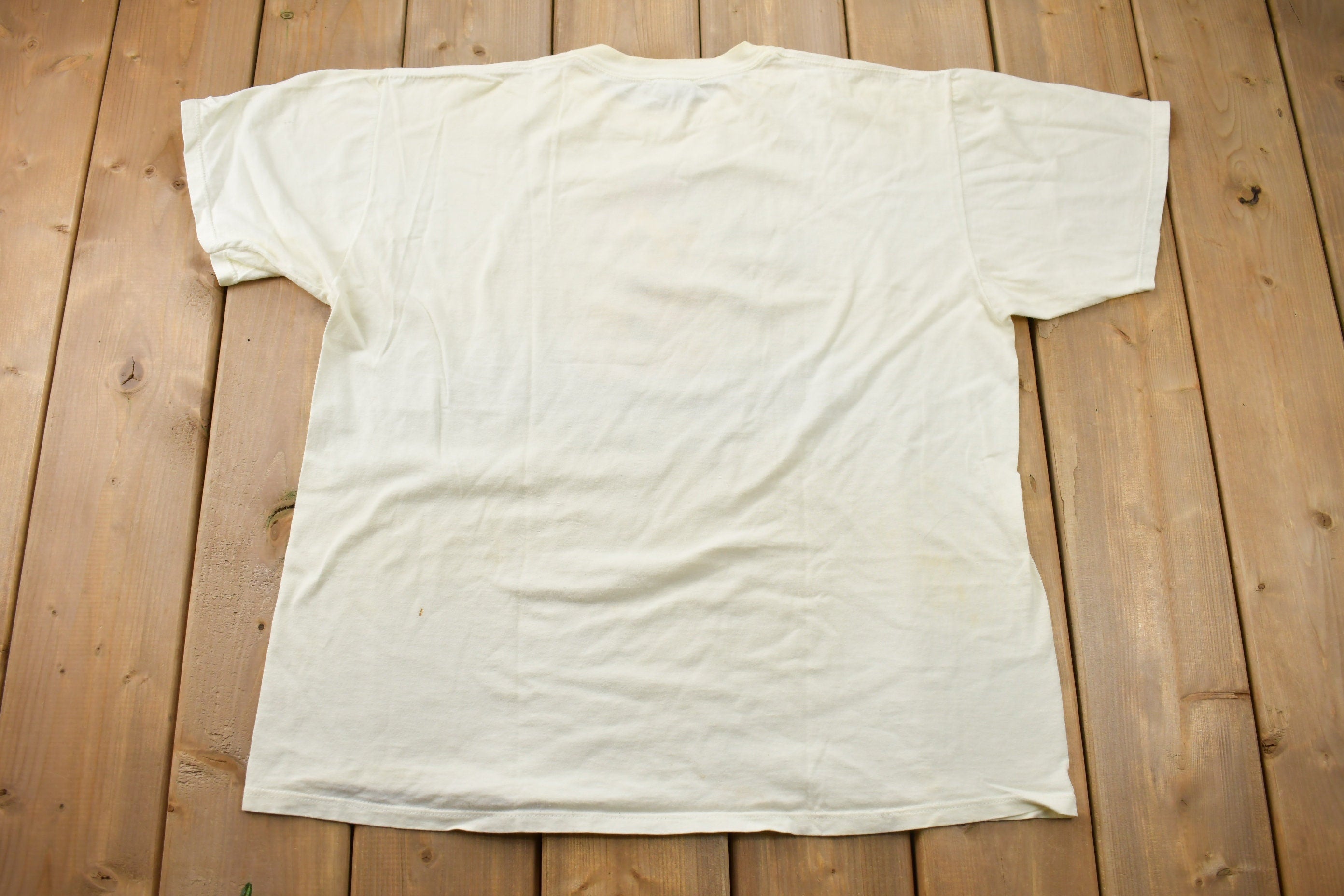 Vintage 1980s Disney MGM Studios Mickey Mouse Graphic T-Shirt