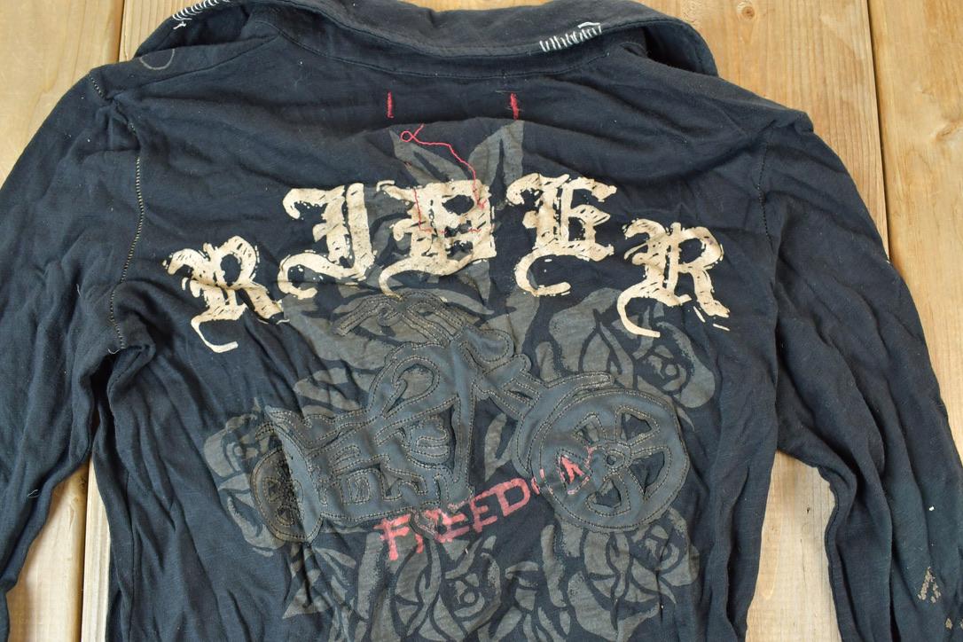 Women Vintage Vigoss Y2K Freedom Rider Button Up T-Shirt / Vigoss Grunge Skull Print / Contrast Stitch / Internet Famous Clothing