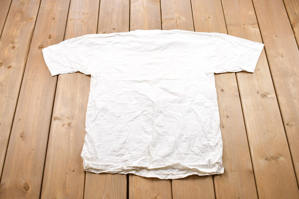 Vintage 1990s California International Graphic T-Shirt