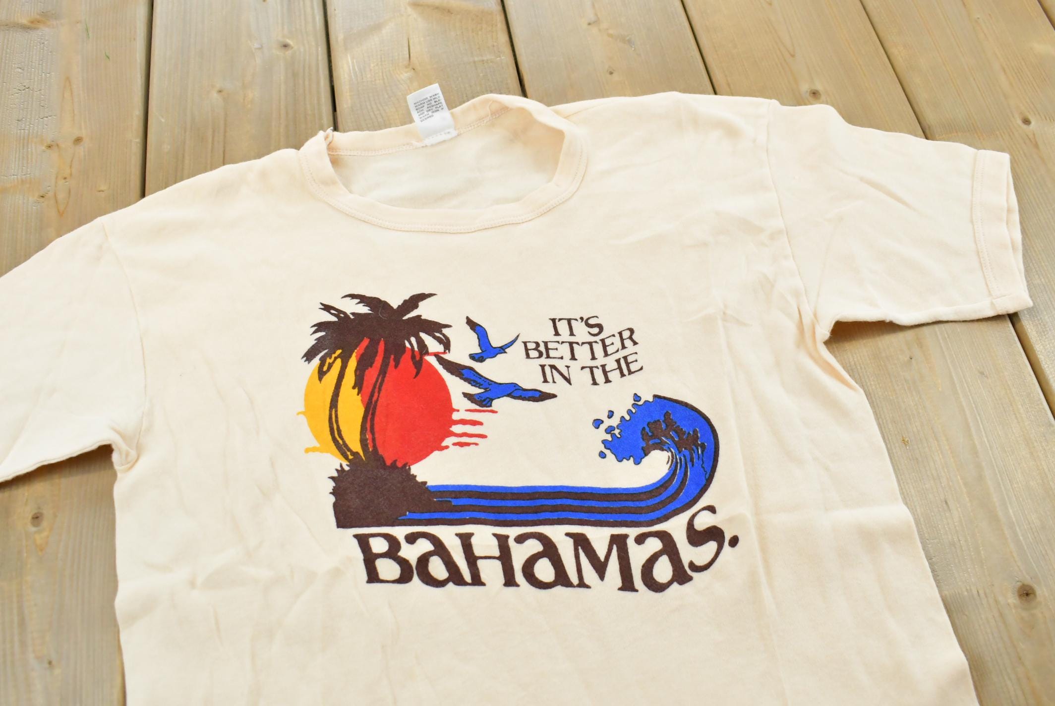 True Vintage 1980s It's Better in the Bahamas Ringer T Shirt Mens S