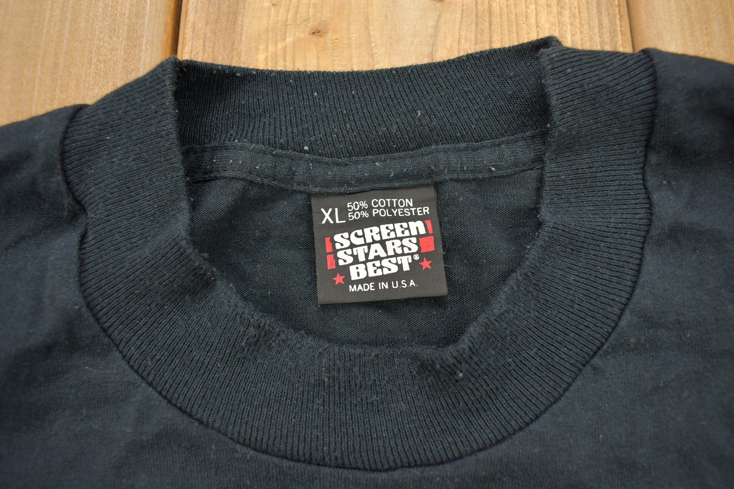 Vintage 1990s American Cancer Society "Ski Down Cancer" Graphic T Shirt