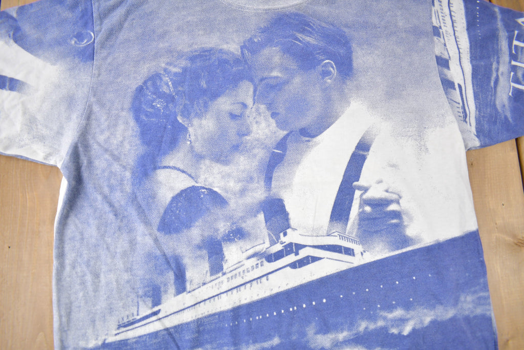 Vintage 1997 All Over Print Titanic Movie Promo T-shirt Size Medium