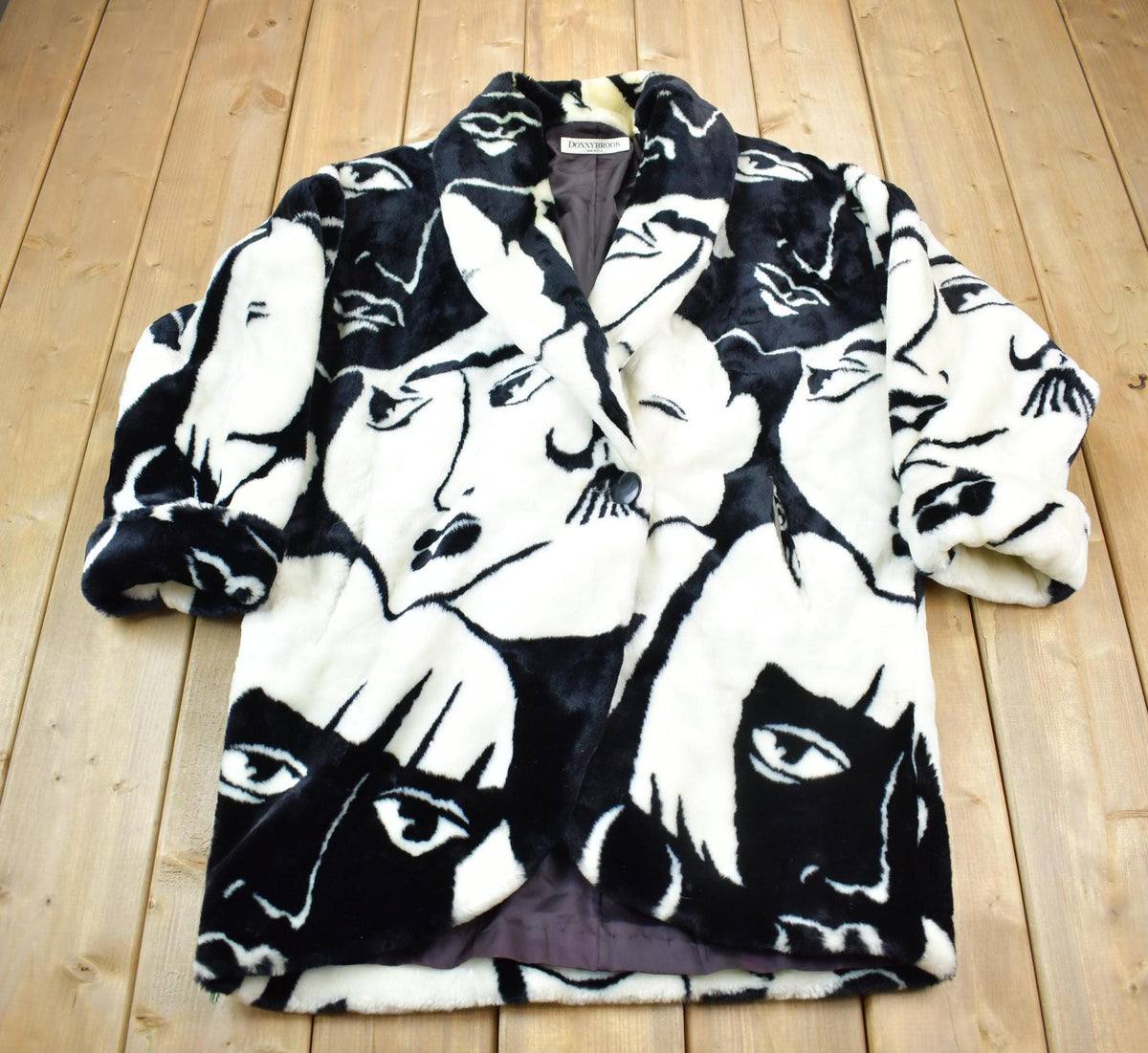Vintage 1980s Donny Brook Abstract Art Face Graphic Over Coat