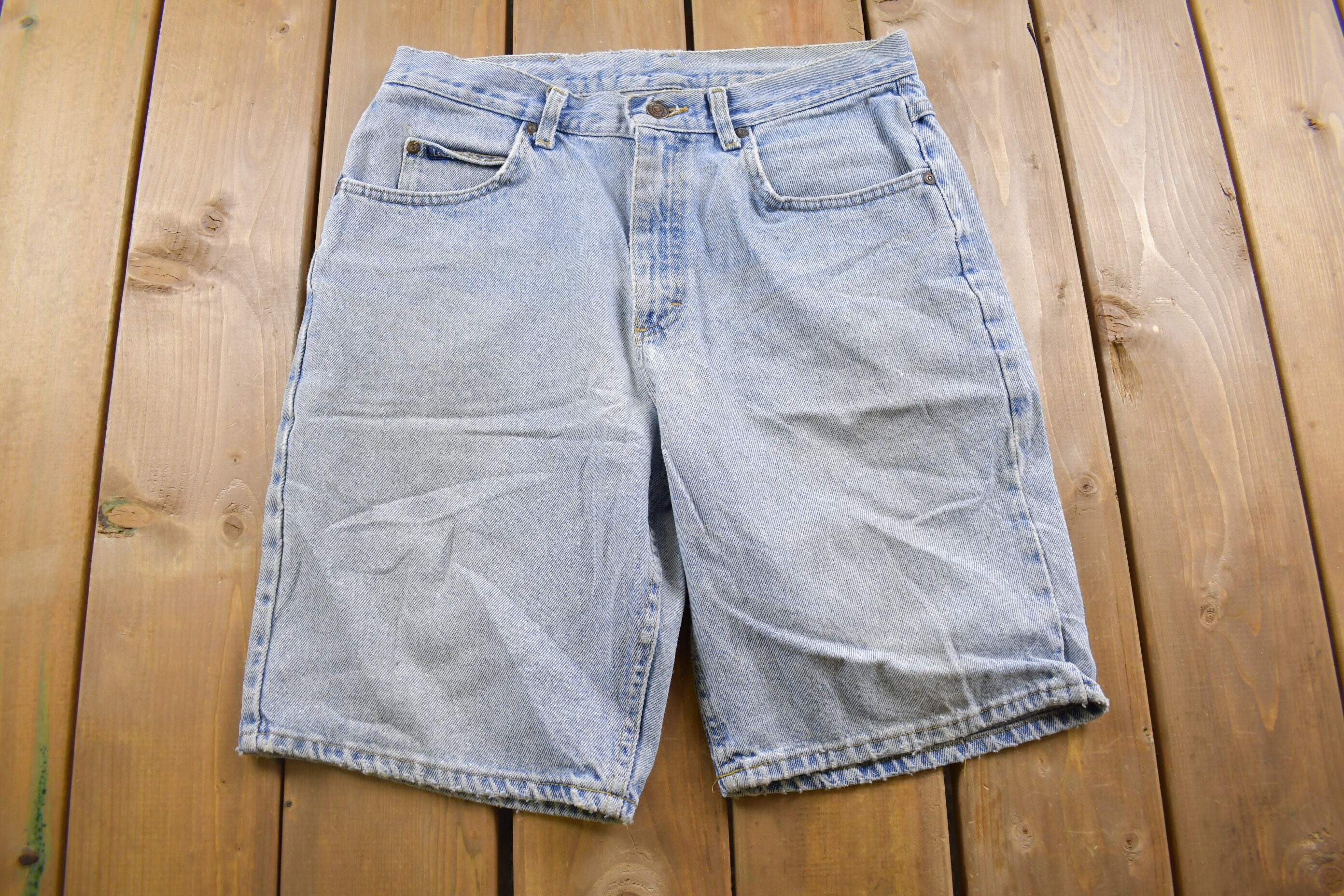 Vintage 1990s Lee Light Wash Jean Shorts 32 x 10