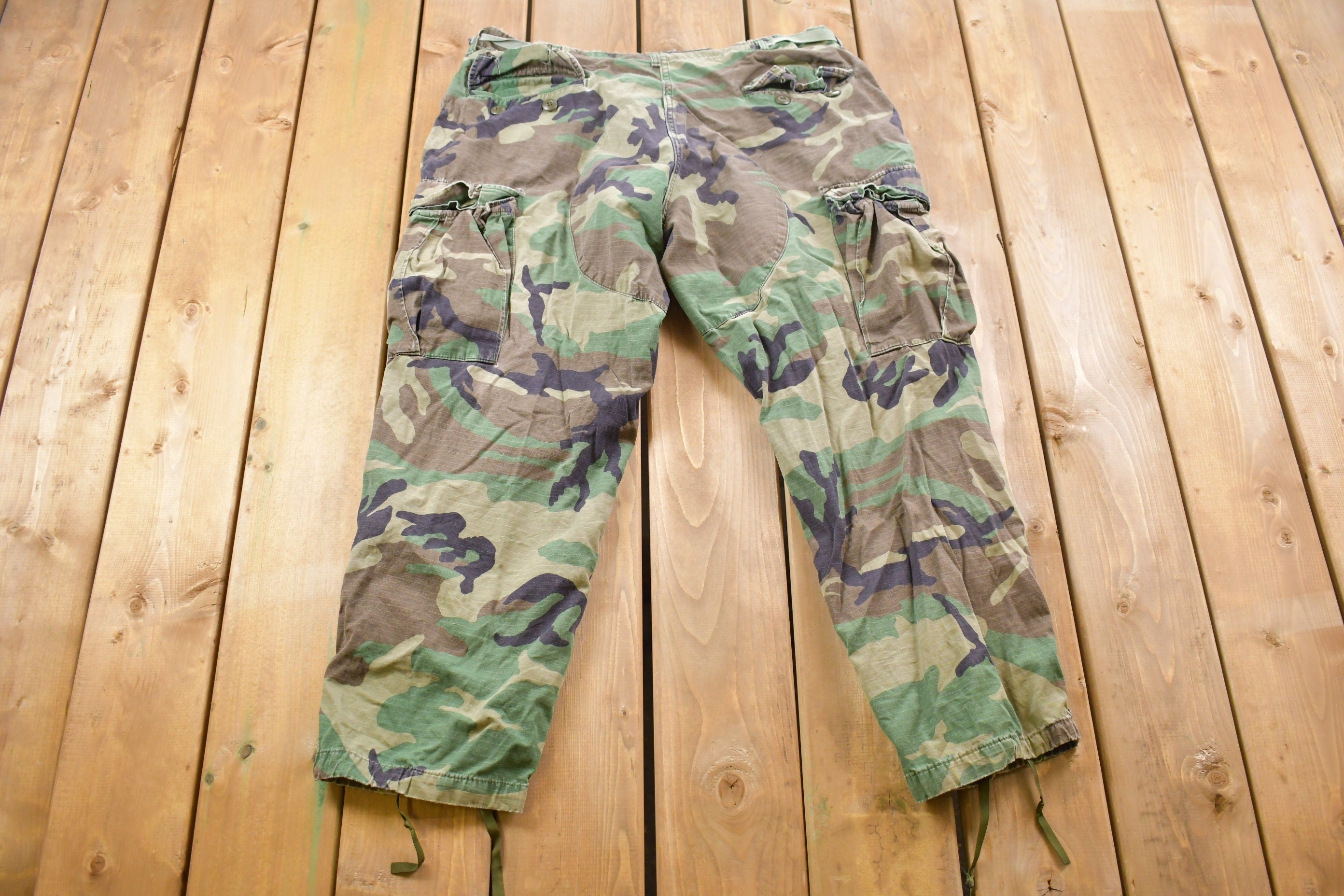 Vintage 1990s Military Woodland Camouflage Cargo Pocket Pants / Streetwear / Army Pants / Military Pant's / Vintage Cargos / Made In