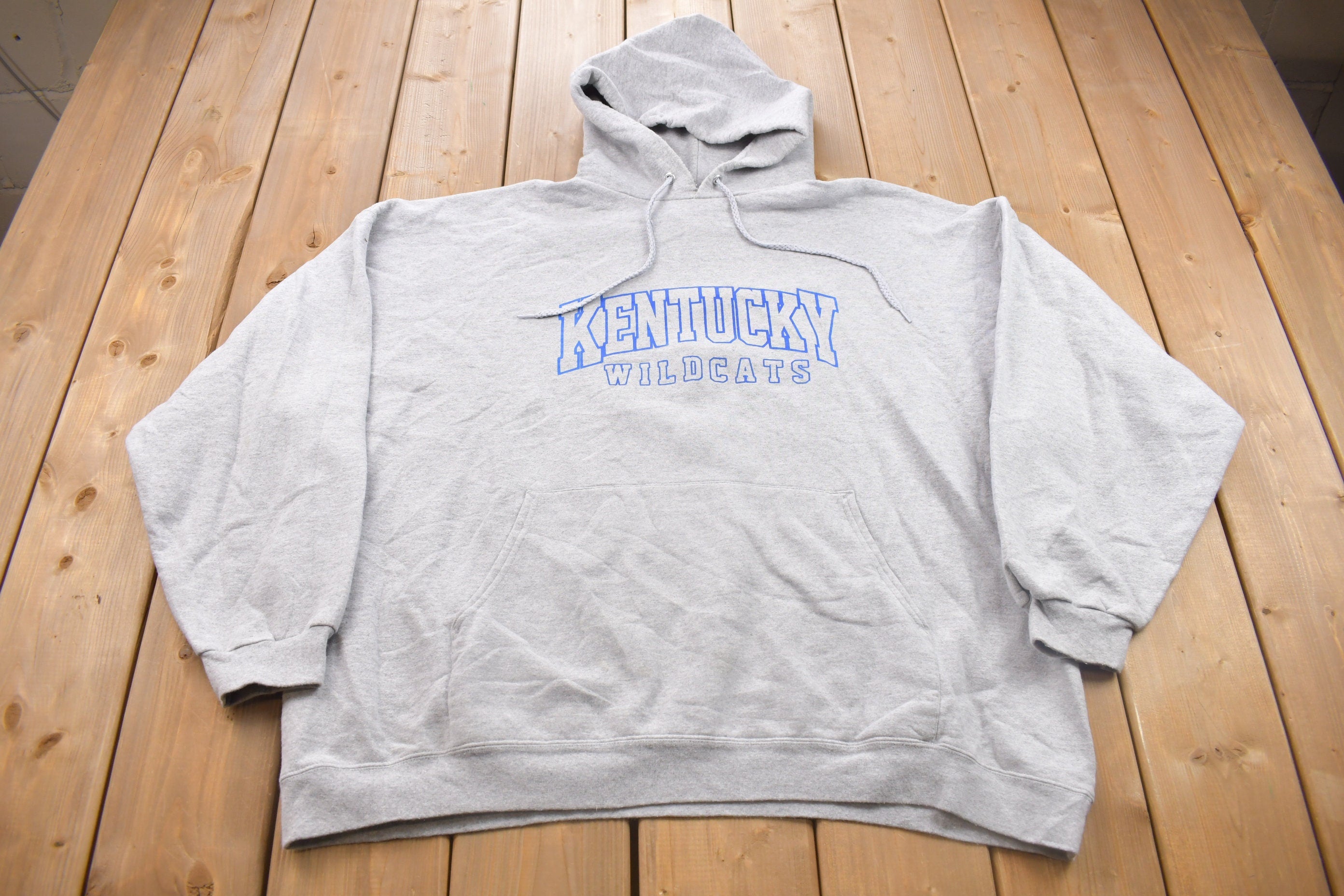 Vintage 1990s Hanes Kentucky Wildcats Crewneck Sweatshirt