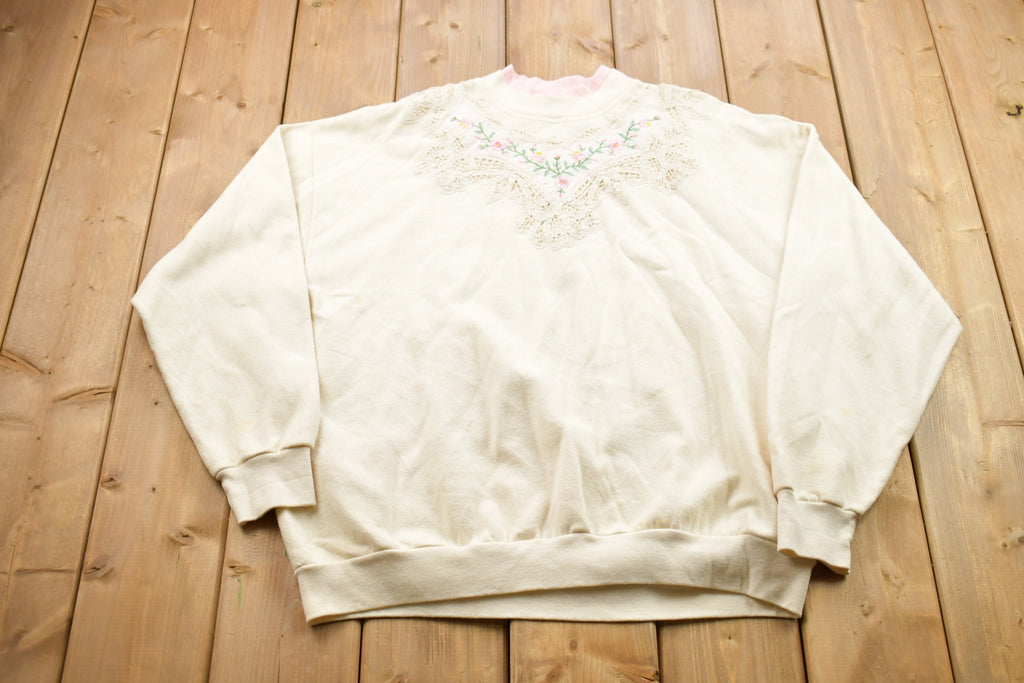 Vintage 1990s Floral Theme Crewneck Sweater