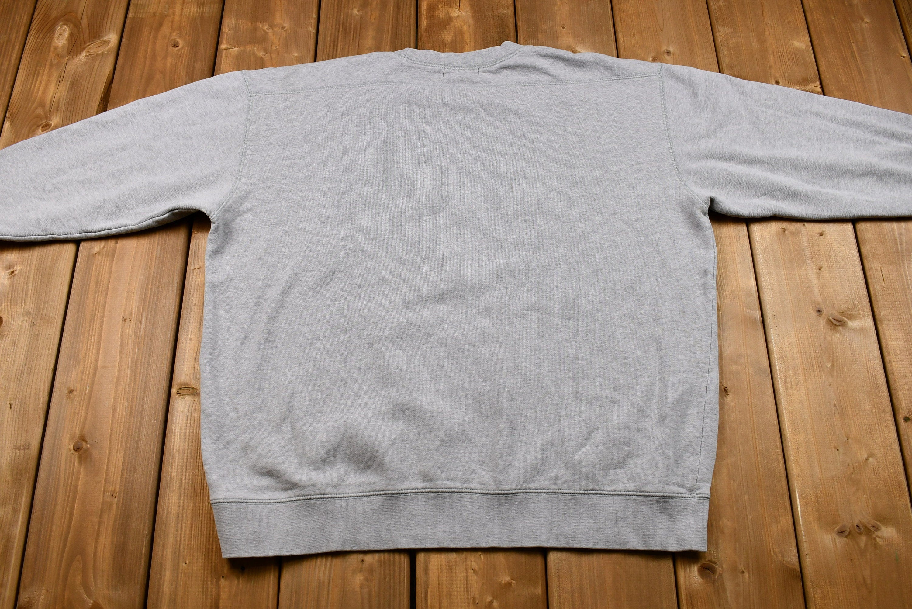 Vintage 1990s Embroidered Arizona Crewneck Sweatshirt  90s Streetwear Fashion  Vacation Tee  Travel & Tourism