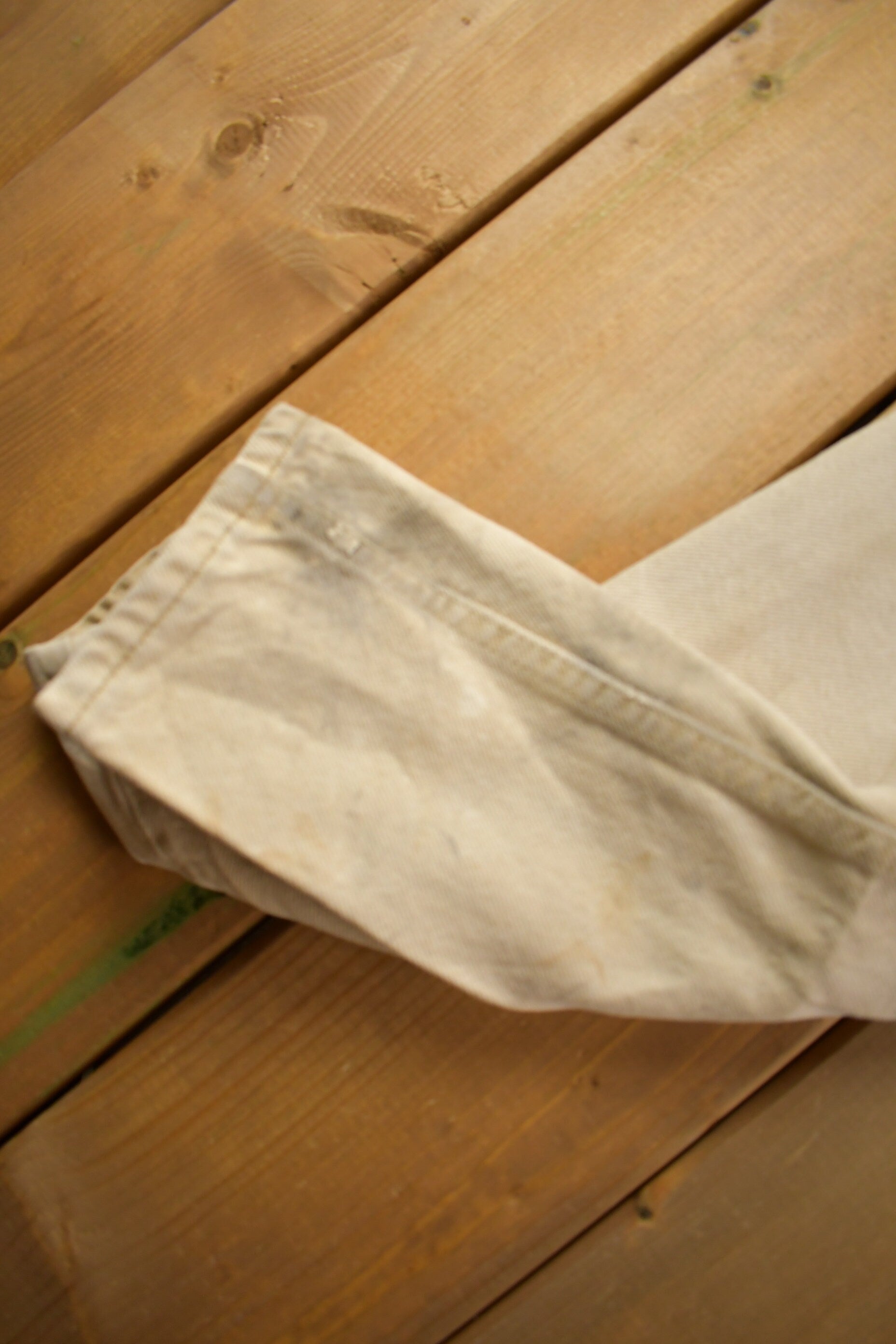 Vintage 1990s Levi's 550 Beige Wash Jeans Size 36 x 34