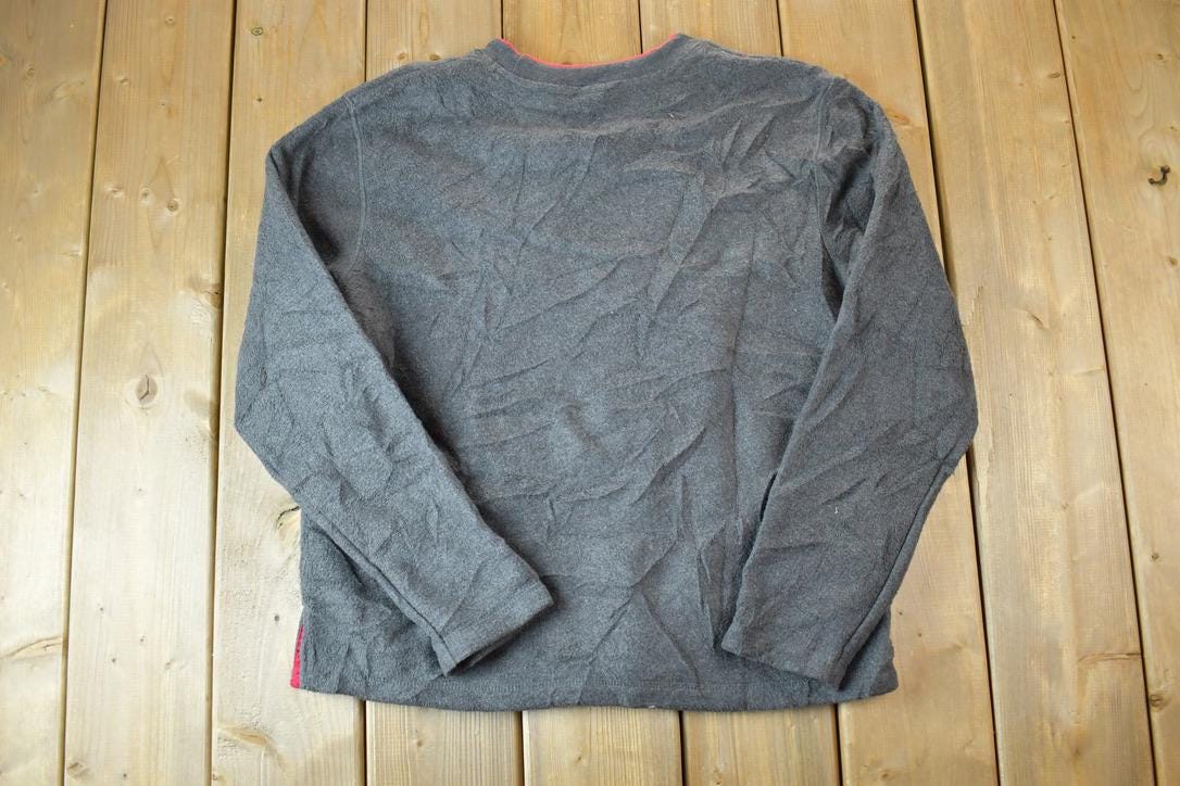 Vintage 1990s Mickey Mouse Disney Fleece Embroidered Crewneck