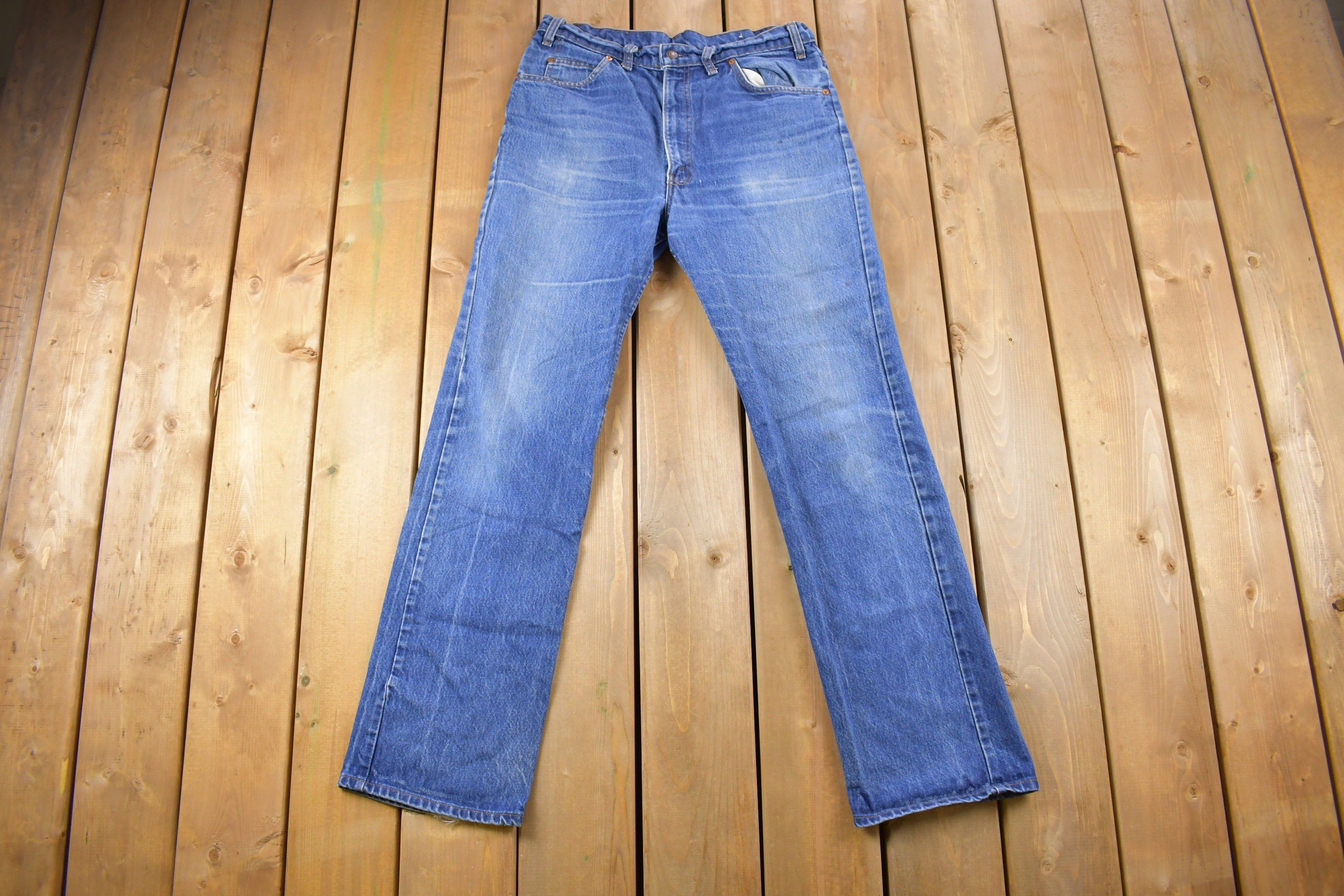 Vintage 1990s Levi's Orange Tab Flared Denim Jeans Size 32 x 32