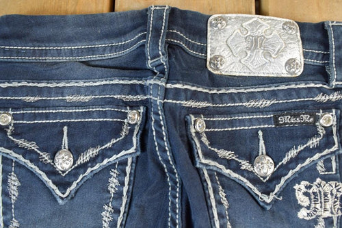 Vintage Y2K Miss Me Bedazzled Low Rise Jeans Size 26x31 / Straight Cut Jeans / Y2K Style / Embroidered Jeans / 2000s / Contrast Stitching