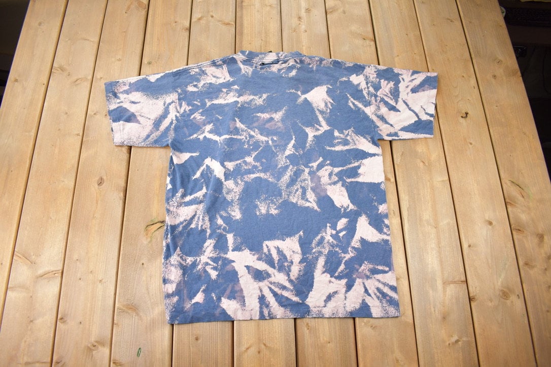Vintage 1990s All Over Print Elk Graphic T-Shirt Made In USA