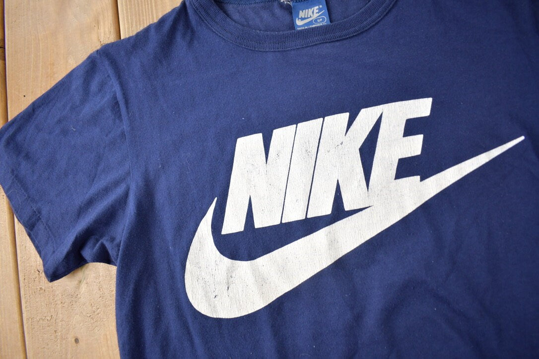 Vintage 1980s Nike Big Logo Single Stitch Graphic T Shirt Made In Canada