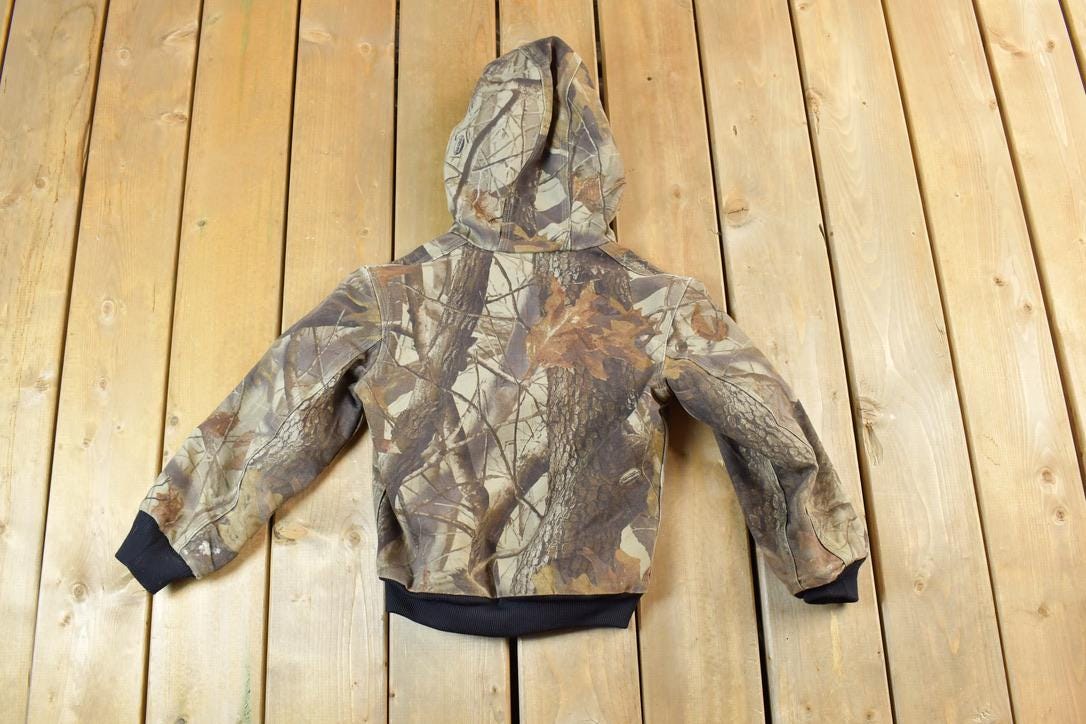 Vintage 1990s Youth Carhartt Realtree Camo Perfectly Distressed Collared Work Jacket Made In USA