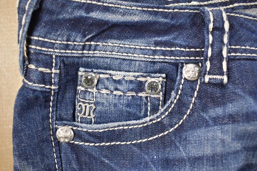 Vintage Deadstock Y2K Miss Me Bedazzled Low Rise Jeans Women's Size 26x31
