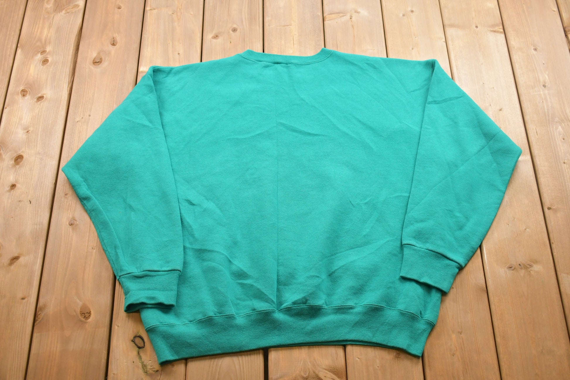 Vintage 1990s Blank Essential Crewneck Sweatshirt