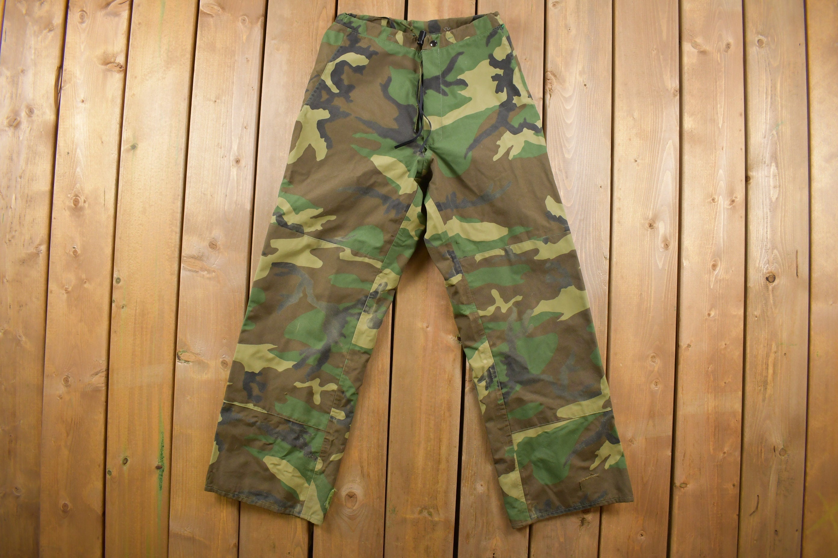 Vintage 2001 Army Military Camouflage Nylon Windbreaker Pants Size 26 x 29