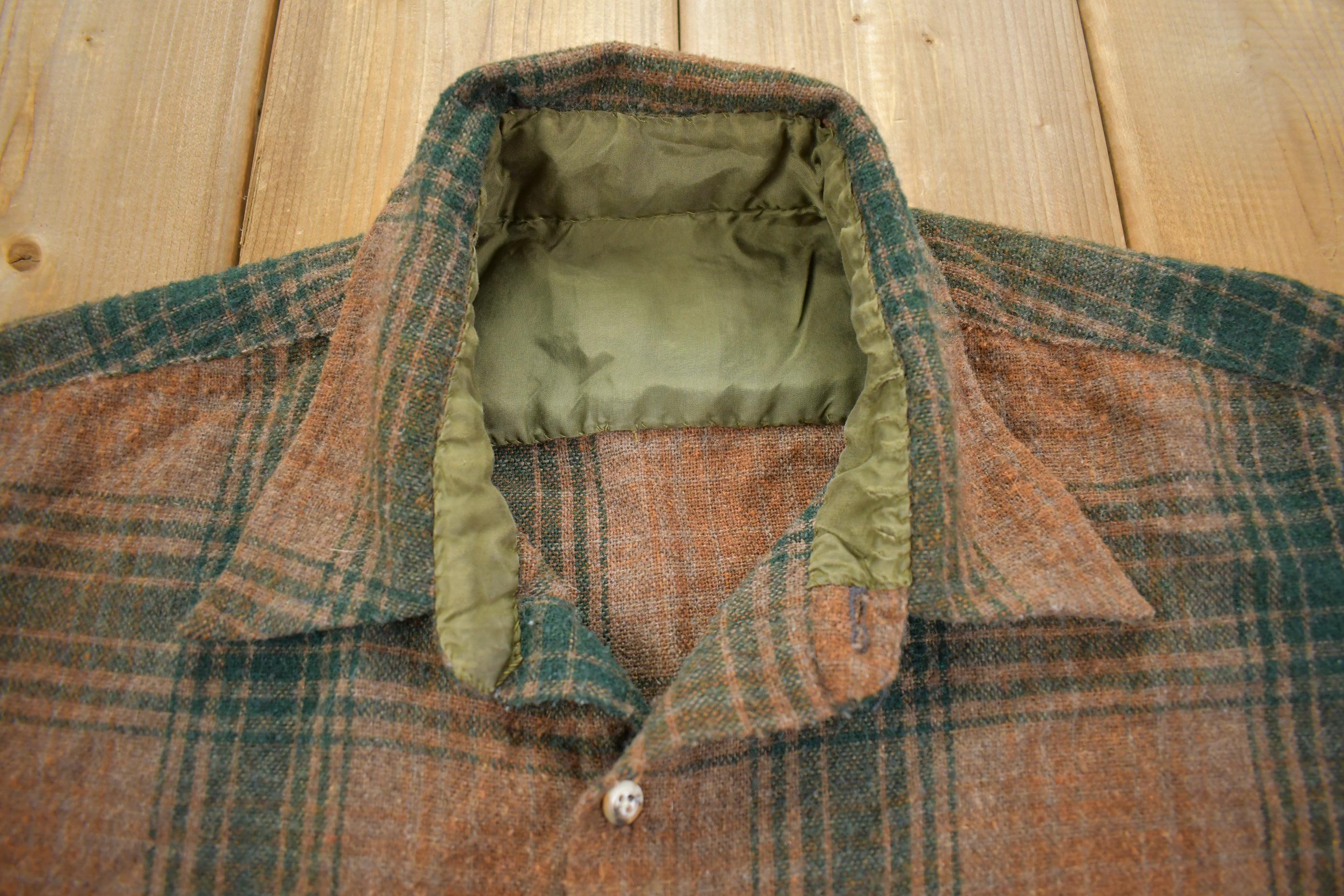 Vintage 1980s Plaid Flannel Button Up Shirt - Large