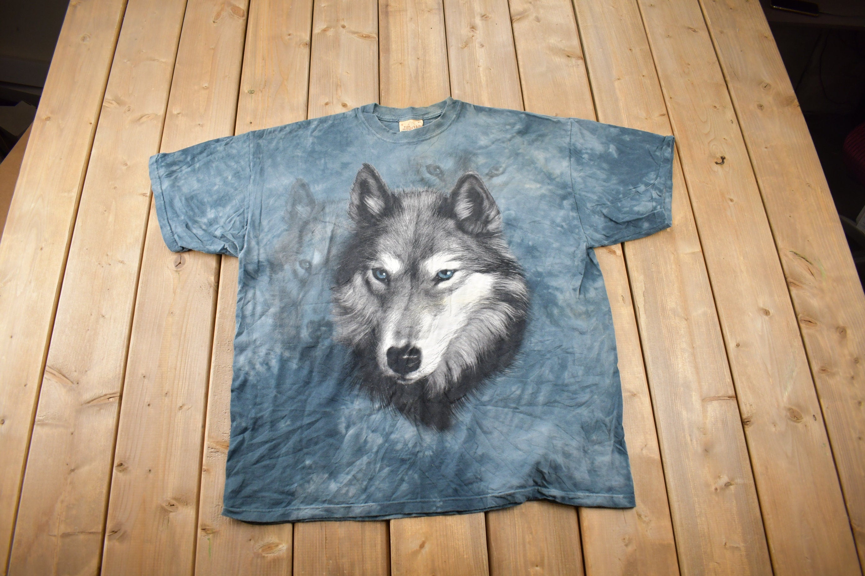 Vintage 2000 Wolf Theme Graphic Tie Dye The Mountains T-Shirt