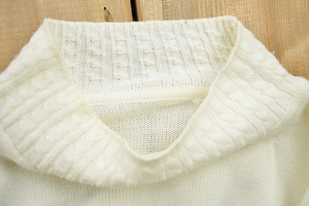Vintage 1990s Knitted Blank Turtleneck Sweater / Vintage 90s Turtleneck / Basic Knit Sweater / Vintage Turtleneck / Sweatshirt / Essential