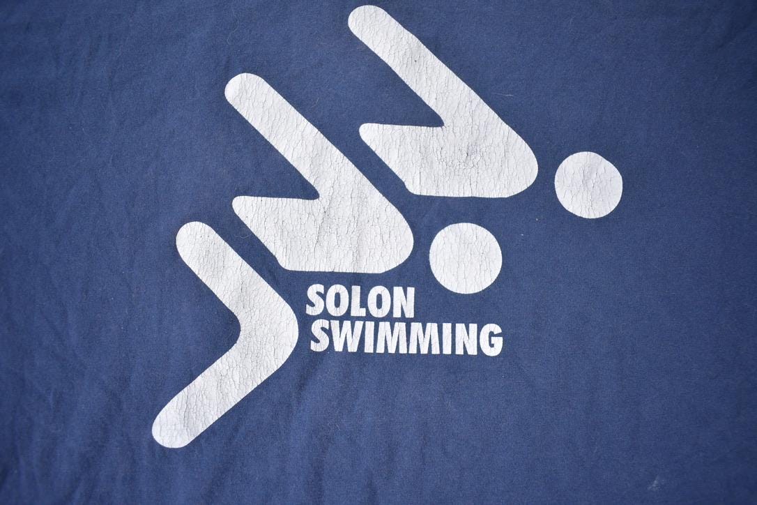 Vintage 1990s Solon Swimming Fruit Of The Loom Graphic T Shirt