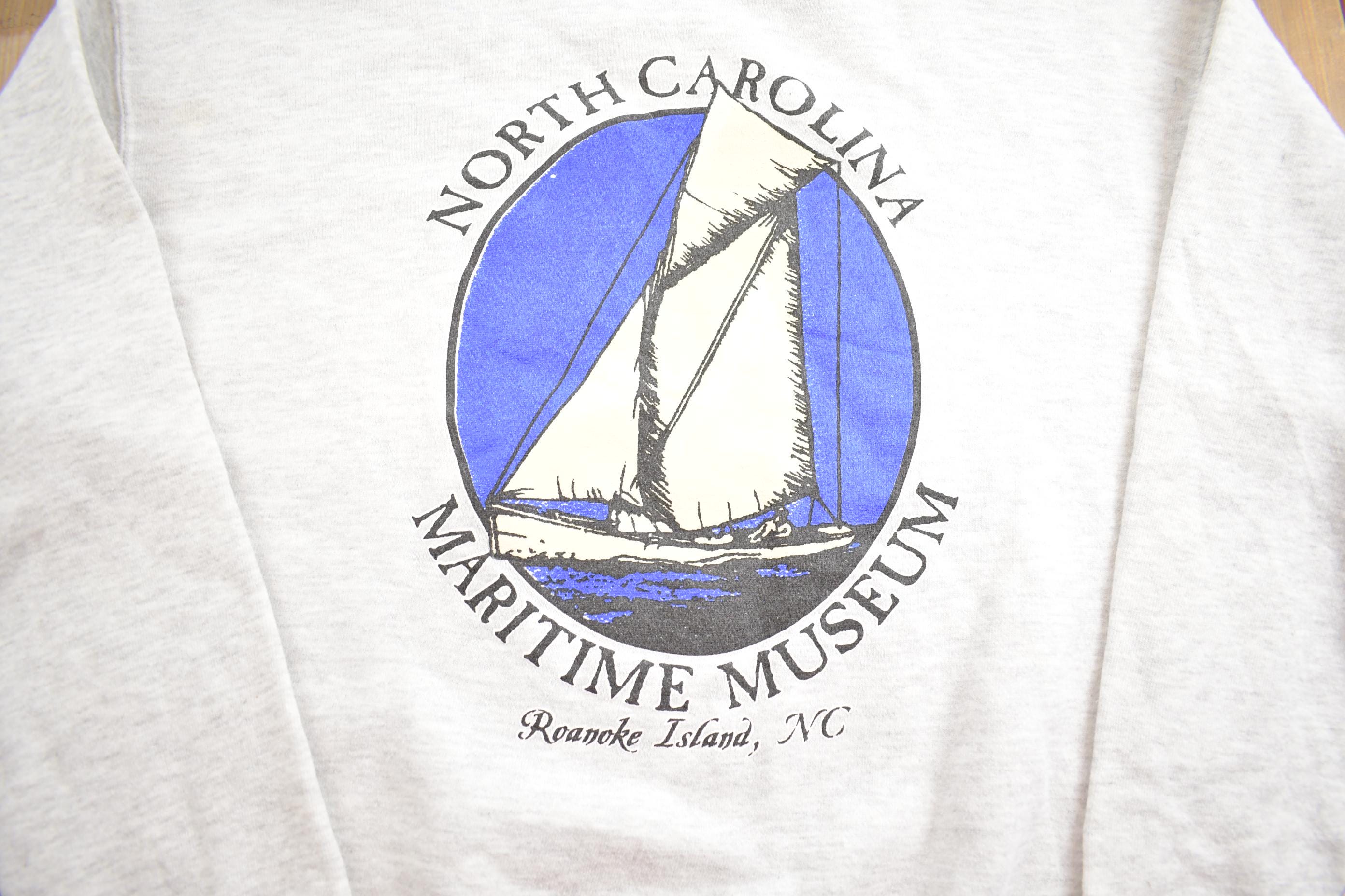 Vintage 1990s North Carolina Maritime Museum Souvenir Travel Crewneck Sweatshirt Made In USA