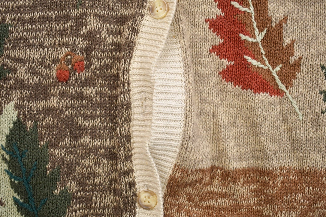 Vintage 1990s Chrysan theme Fall Theme Knitted Cardigan Sweater