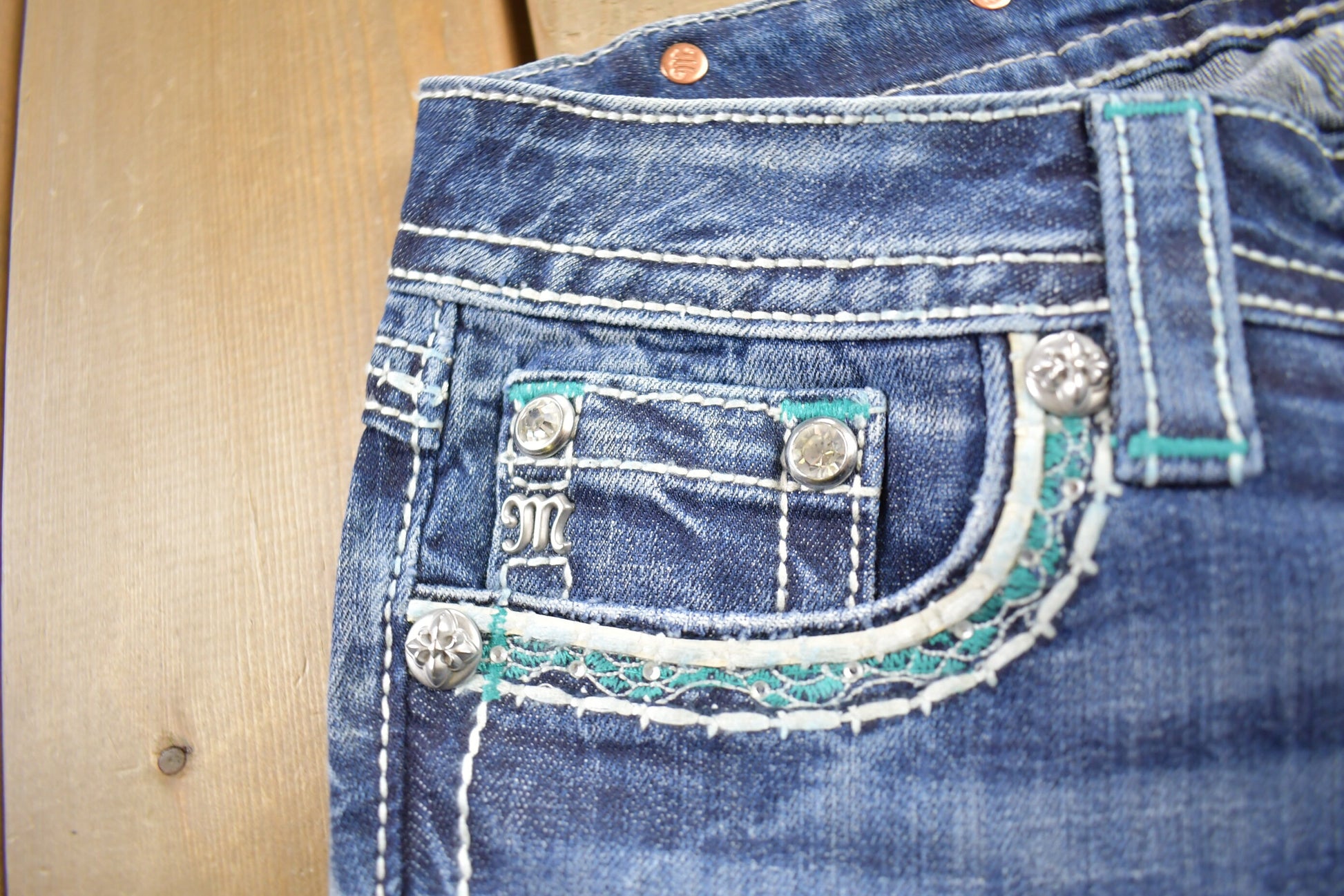 Vintage Y2K Miss Me Bedazzled Low Rise Jeans Size 26x33