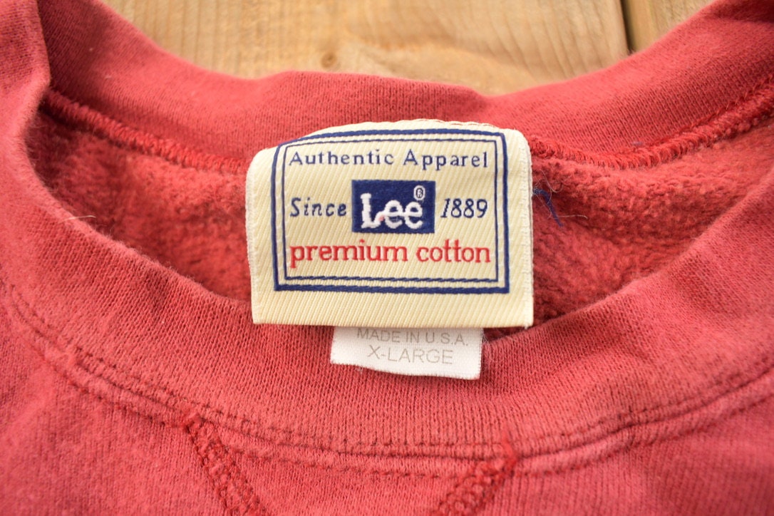 Vintage 1990s Lee Red Blank Crewneck Sweatshirt