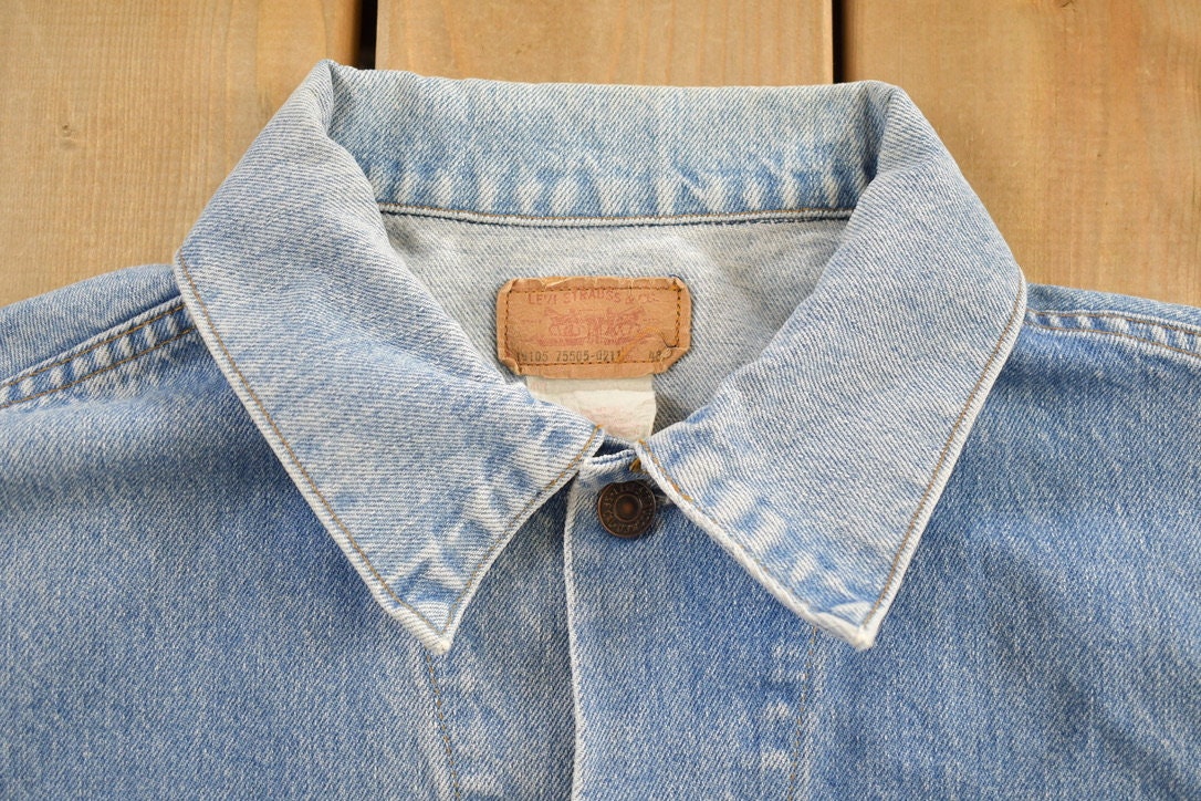 Vintage 1970s Levi's Denim Jean Jacket  Vintage Denim  Streetwear  Fall Outerwear  Light Wash  Made In Canada  Levi Strauss & Co