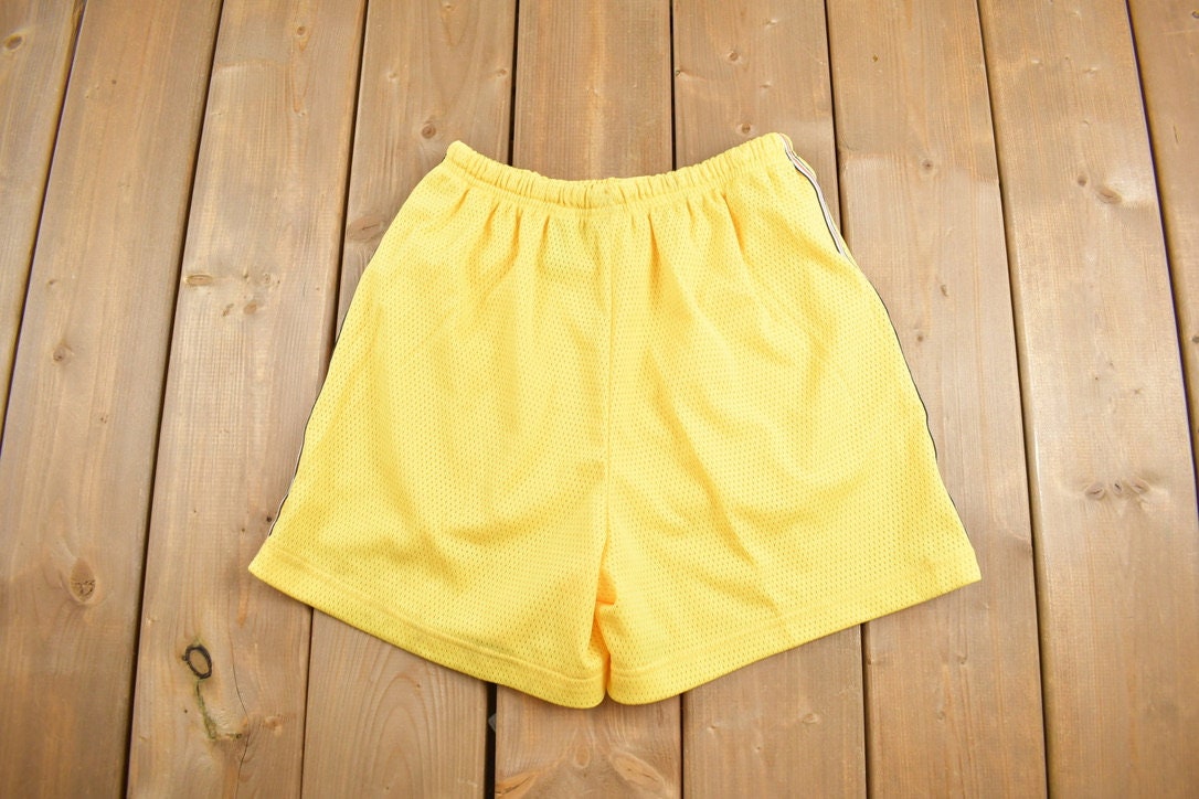 Vintage 1980s The Body Co Athletic Shorts Size Small