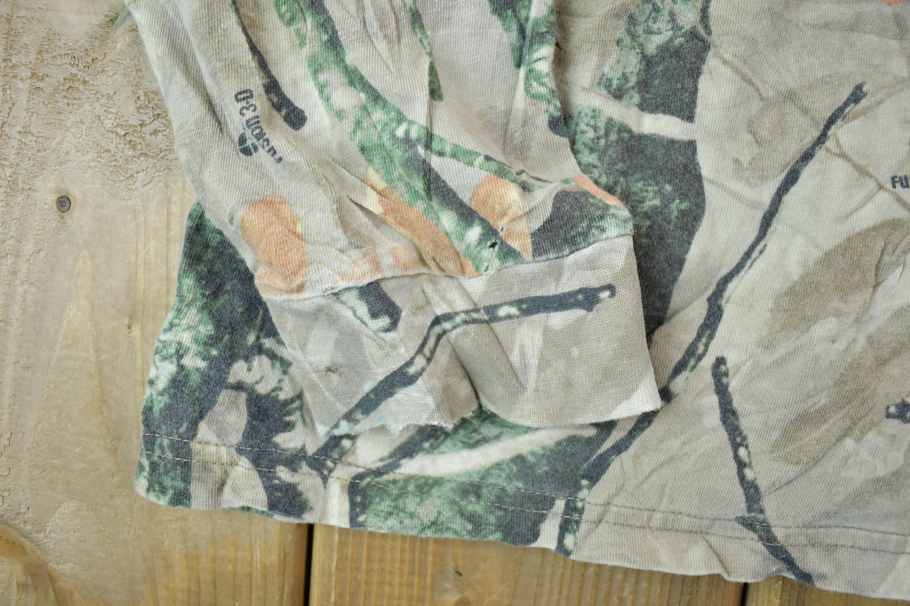 Vintage 1990s Outfitters Ridge Tree Camo Crewneck / Souvenir / Vintage Sweatshirt / Outdoorsman / Wilderness Sweatshirt / Made In USA
