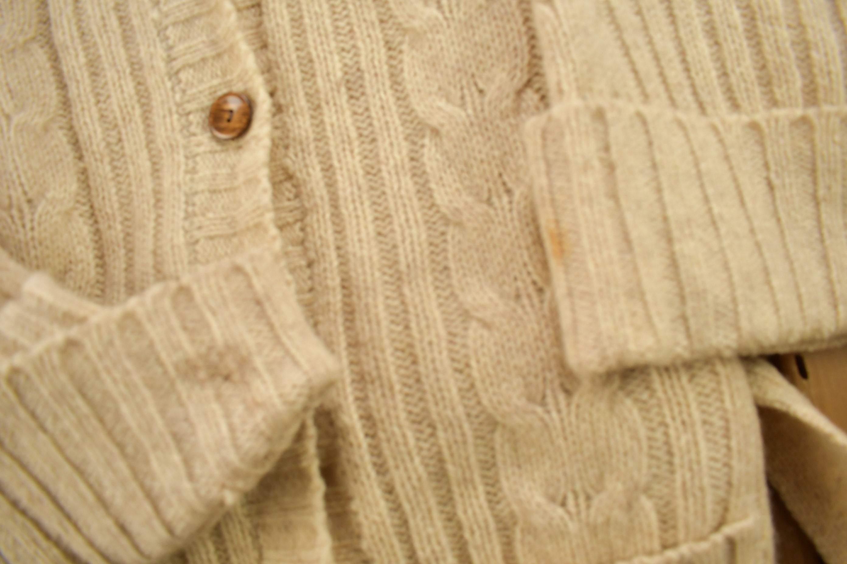 Vintage 1980s Evan-Picone 100% Wool Knit Sweater